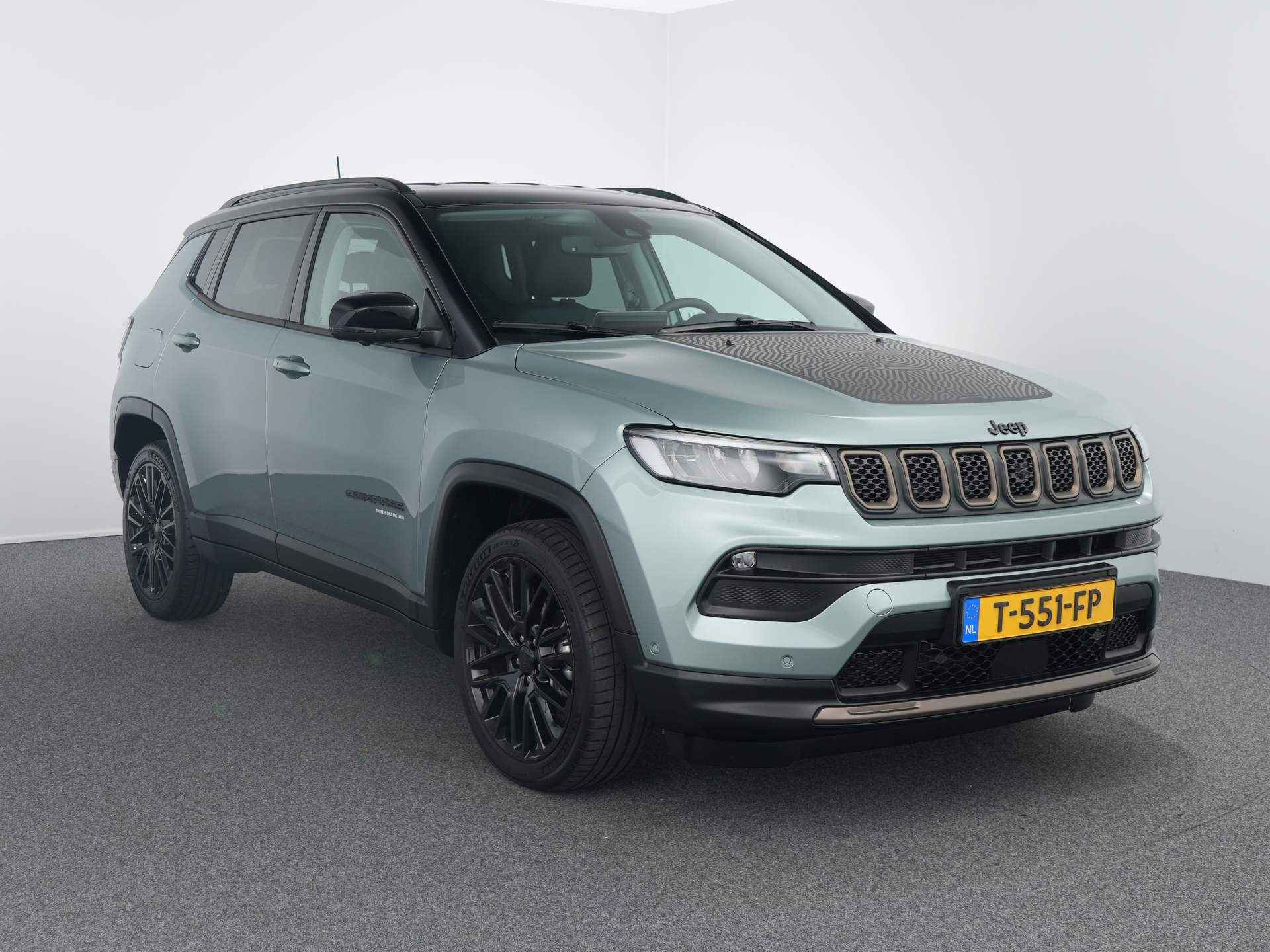 Jeep Compass 1.5T e-Hybrid Upland - 10/26