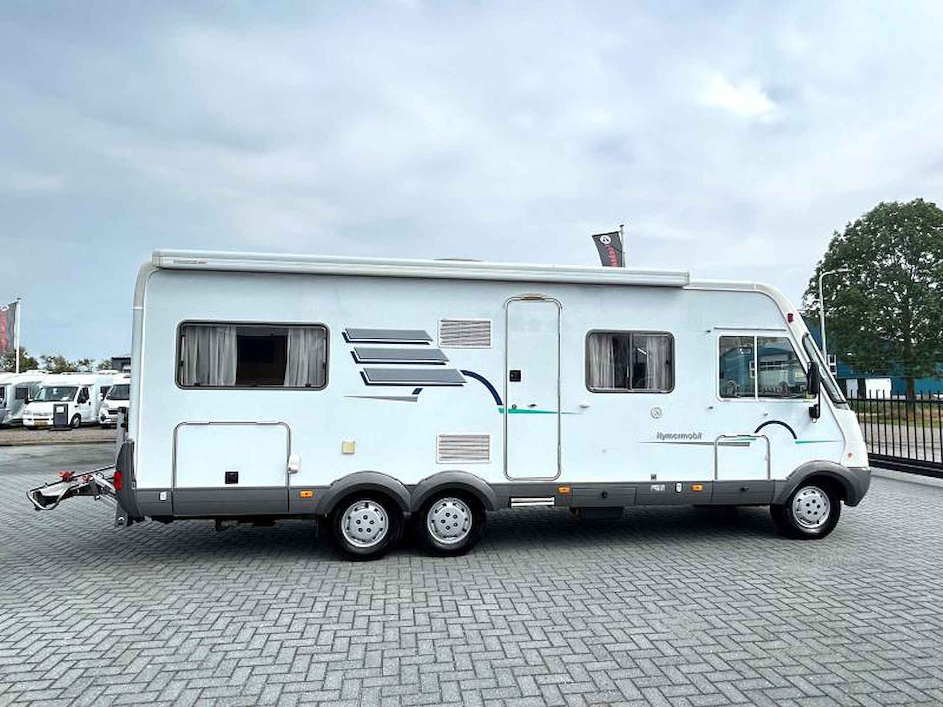 Hymer B 754 vastbed/2xAirco/xxl/7.60m - 6/23