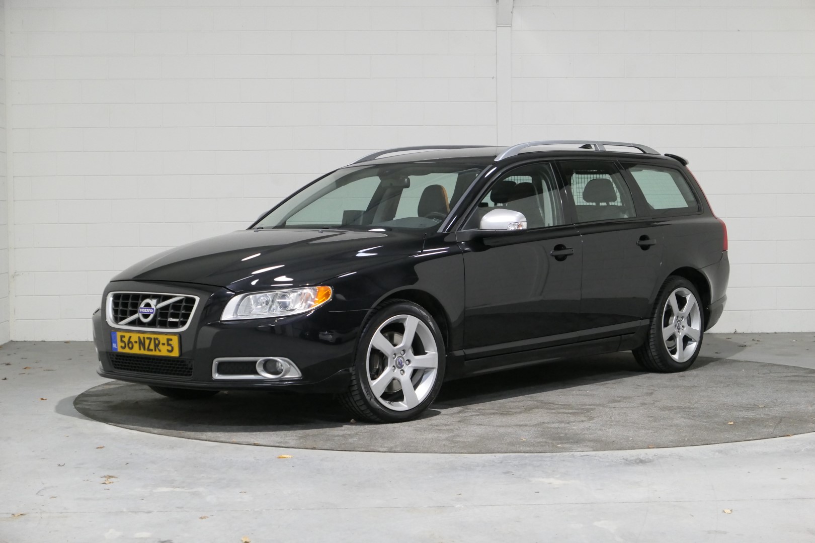 Volvo V70 2.0T R-Edition NL, Boekjes, Dealer oh. 6 Bak, Leer, 18" BTW auto .. Uitzonderlijke mooi en verzorgd ..