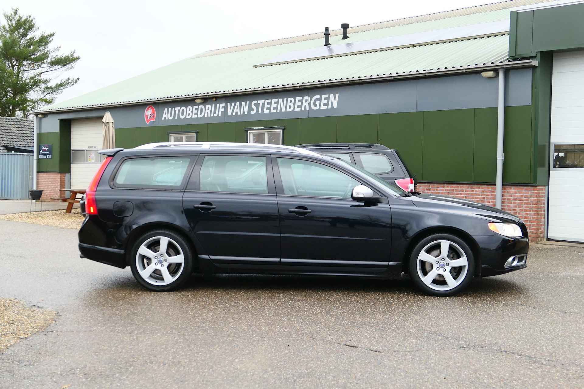 Volvo V70 2.0T R-Edition NL, Boekjes, Dealer oh. 6 Bak, Leer, 18" BTW auto .. Uitzonderlijke mooi en verzorgd .. - 15/56