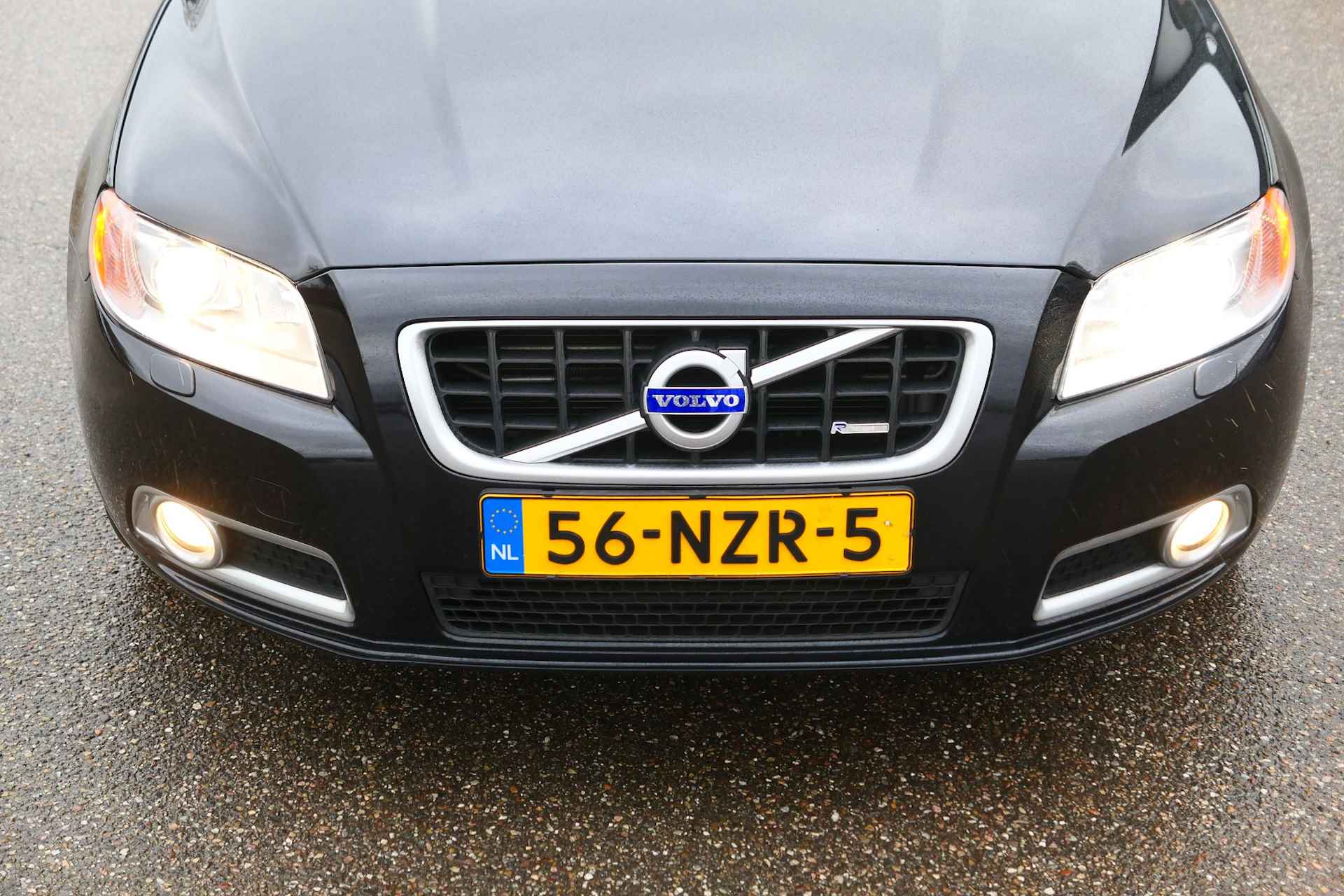 Volvo V70 2.0T R-Edition NL, Boekjes, Dealer oh. 6 Bak, Leer, 18" BTW auto .. Uitzonderlijke mooi en verzorgd .. - 35/56