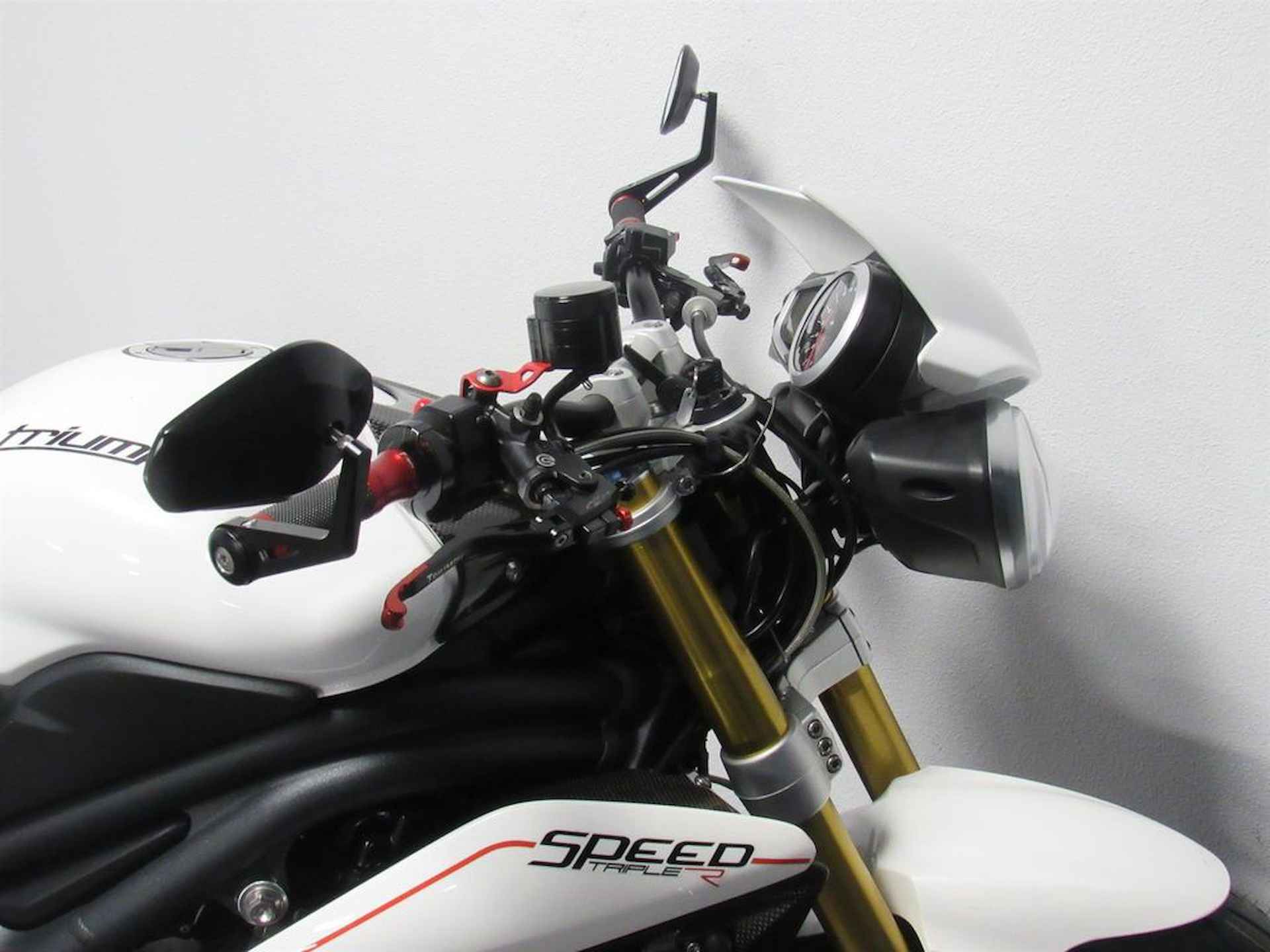 Triumph SPEED TRIPLE R - 8/15