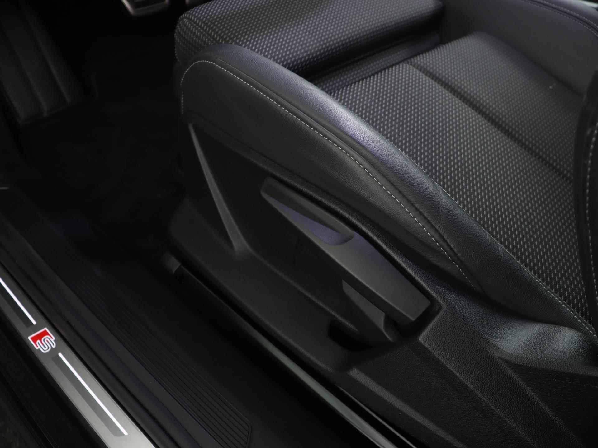 Audi Q4 e-tron 40 Launch edition S Competition 77 kWh 204 PK | S-Line | Sportstoelen | Warmtepomp | Stoelverwarming | Optiek Zwart | - 27/50