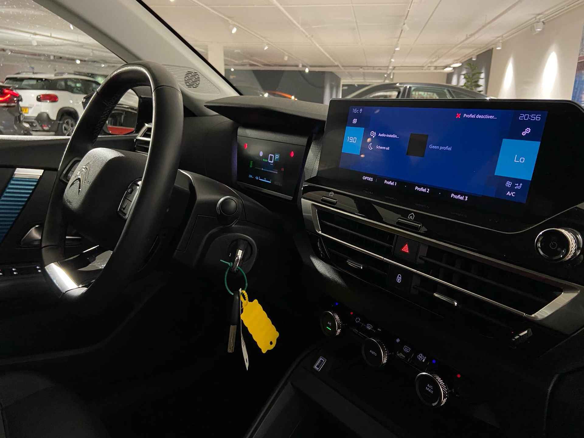 Citroen Ë-C4 Feel Edition 50 kWh | Navigatie | Camera | Apple Carplay/Android Auto - 11/25