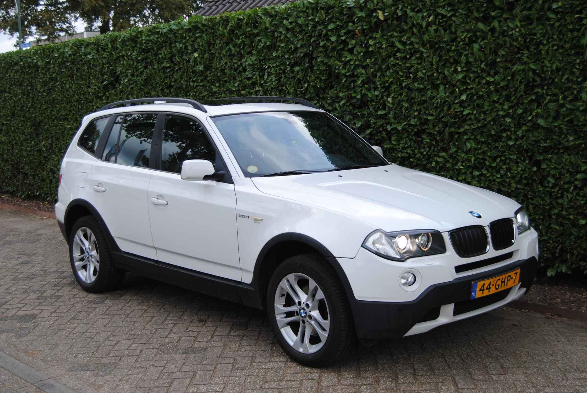 BMW X3 2.0d Youngtimer, automaat, Trekhaak, NWE Distributie, Compleet rijklaar - 24/35