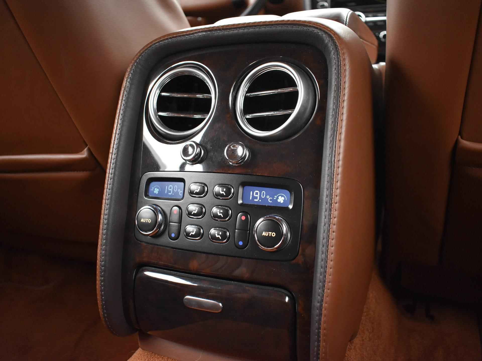 Bentley Continental Flying Spur 6.0 W12 560 PK + SCHUIFDAK / MASSAGE / SMARTPHONE INTERFACE - 15/53