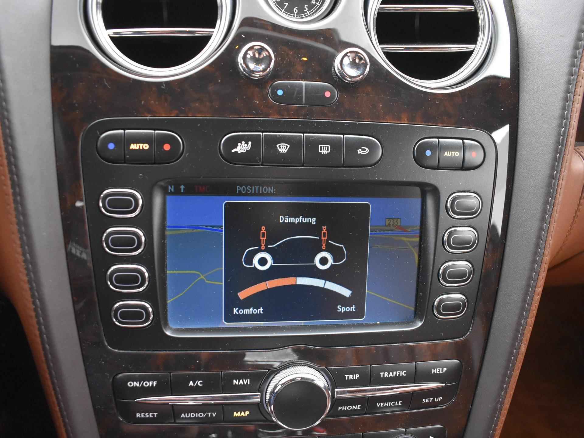 Bentley Continental Flying Spur 6.0 W12 560 PK + SCHUIFDAK / MASSAGE / SMARTPHONE INTERFACE - 36/53