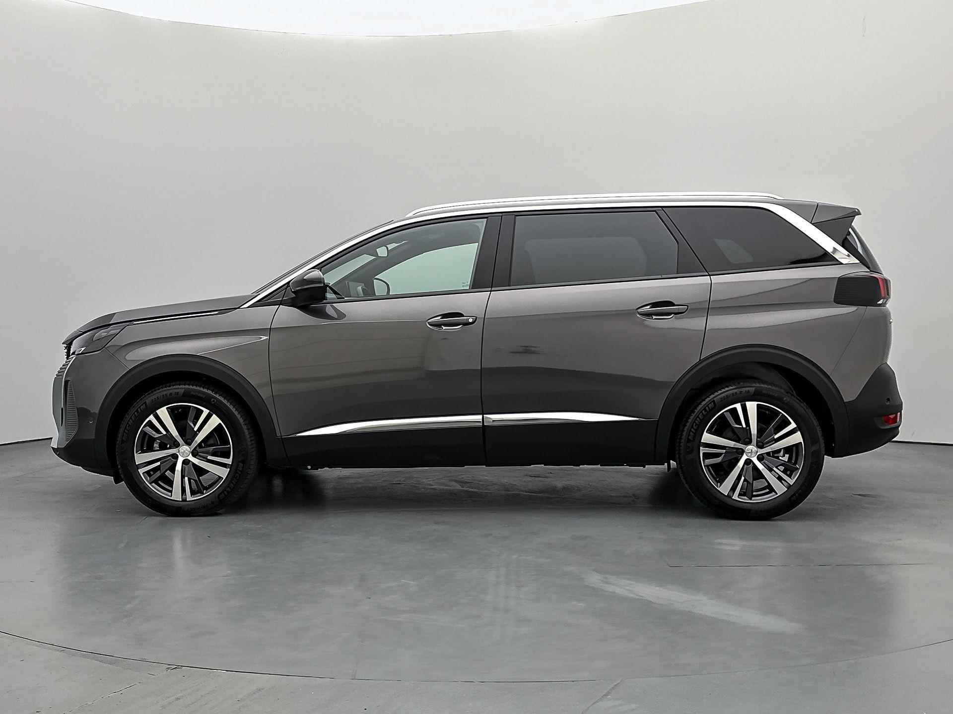 Peugeot 5008 SUV Allure Pack Business 130pk Automaat | Navigatie | Achteruitrijcamera | Climate Control | Keyless | Dodehoeksensor | Parkeersensoren v+a | Cruise Control | Led koplampen | Apple Carplay / Android Auto | Bluetooth | DAB+ radio | Donker getint glas | 18" lichtmetalen velgen | - 6/33