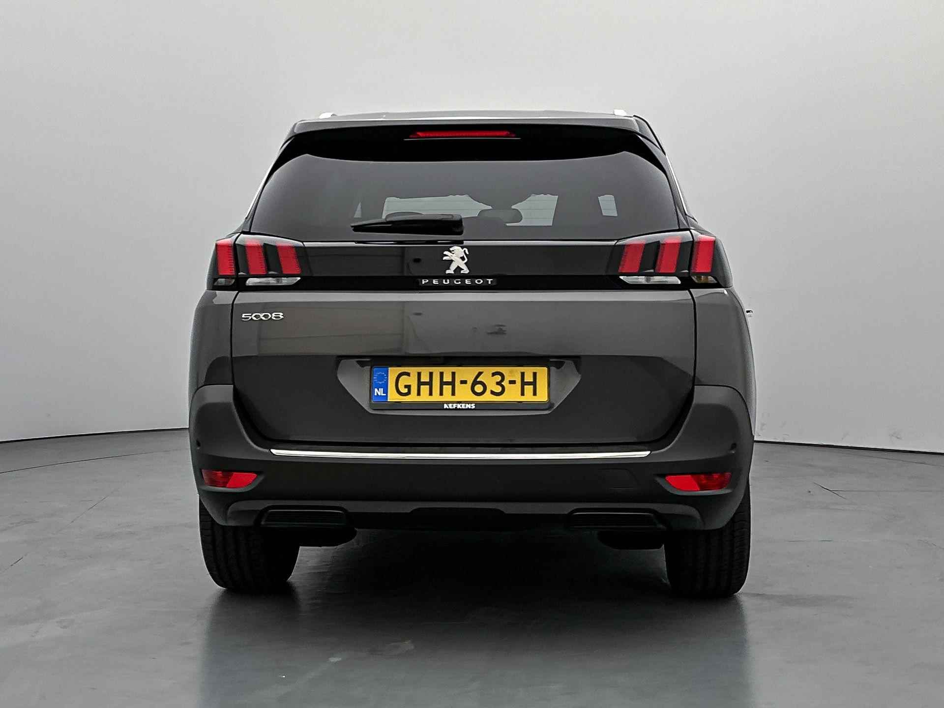 Peugeot 5008 SUV Allure Pack Business 130pk Automaat | Navigatie | Achteruitrijcamera | Climate Control | Keyless | Dodehoeksensor | Parkeersensoren v+a | Cruise Control | Led koplampen | Apple Carplay / Android Auto | Bluetooth | DAB+ radio | Donker getint glas | 18" lichtmetalen velgen | - 8/33