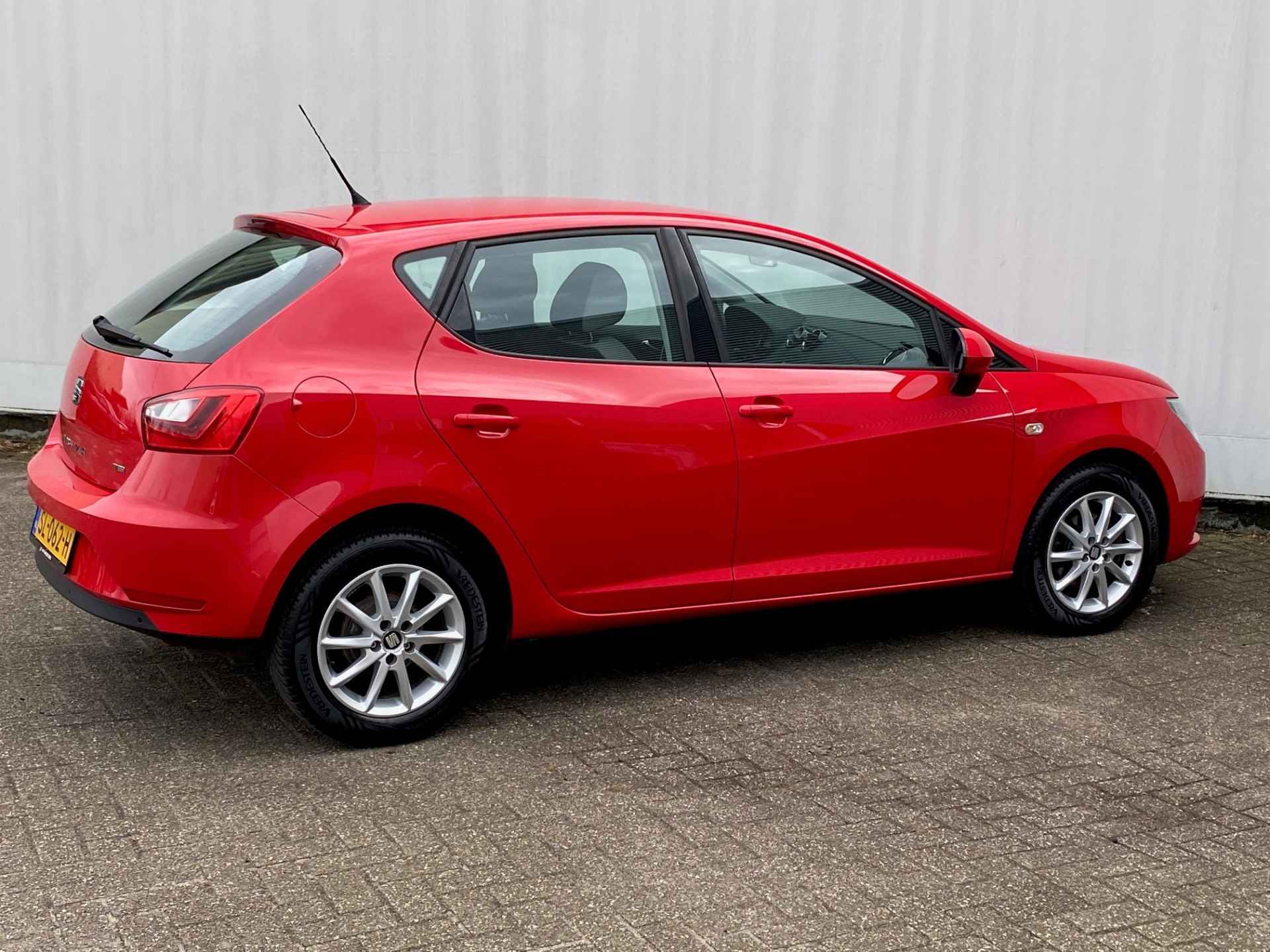 SEAT Ibiza 1.2 TSI Style 90pk 5drs /park.sens/ blueth - 4/23