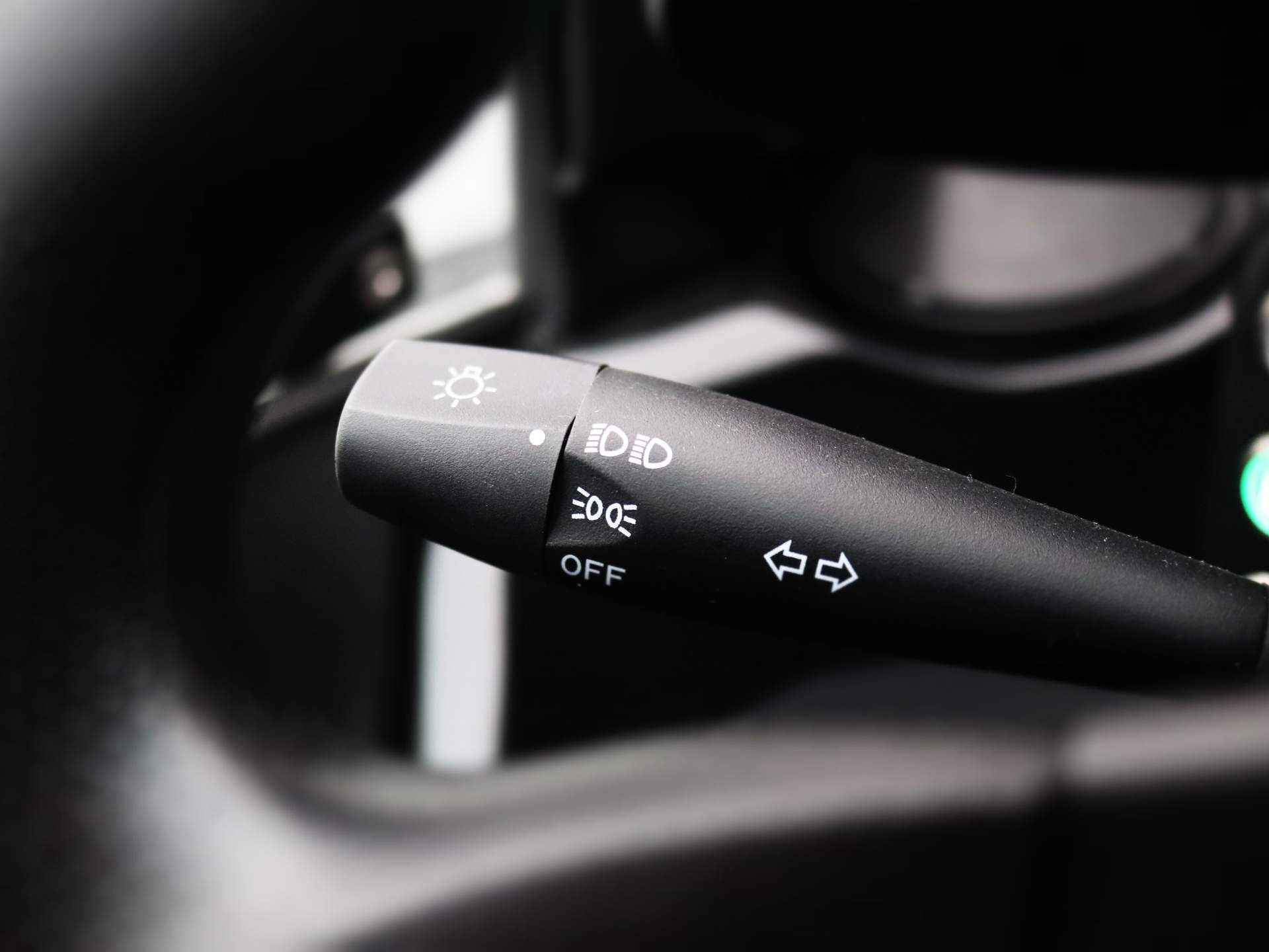 Carver R+ Brommobiel | Voorruit verwarming | Bluetooth Audio | Cabrio dak | Dynamic Driving Modes | Telefoonhouder | USB | Geen wegenbelasting | 130KM Actieradius | Binnen 3 uur opgeladen! - 10/27