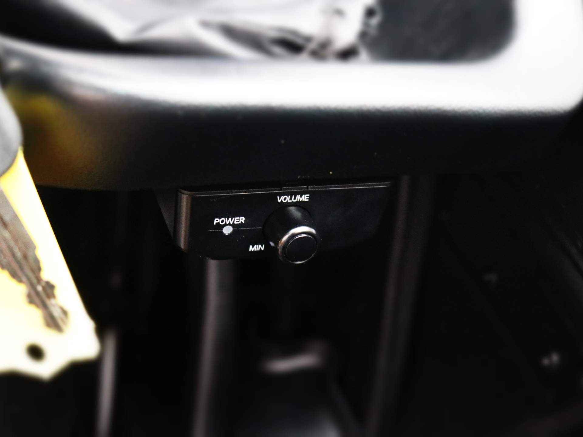 Carver R+ Brommobiel | Voorruit verwarming | Bluetooth Audio | Cabrio dak | Dynamic Driving Modes | Telefoonhouder | USB | Geen wegenbelasting | 130KM Actieradius | Binnen 3 uur opgeladen! - 15/27