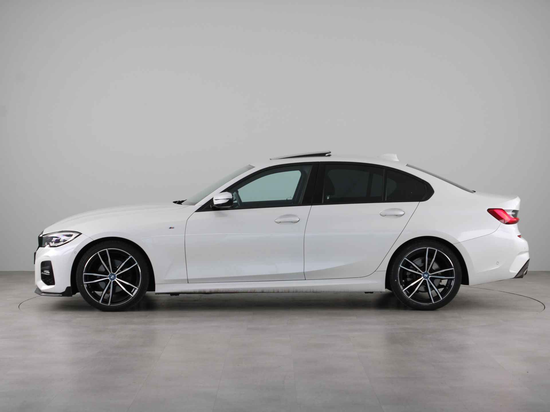 BMW 3 Serie 320i High Executive Edition - 14/26