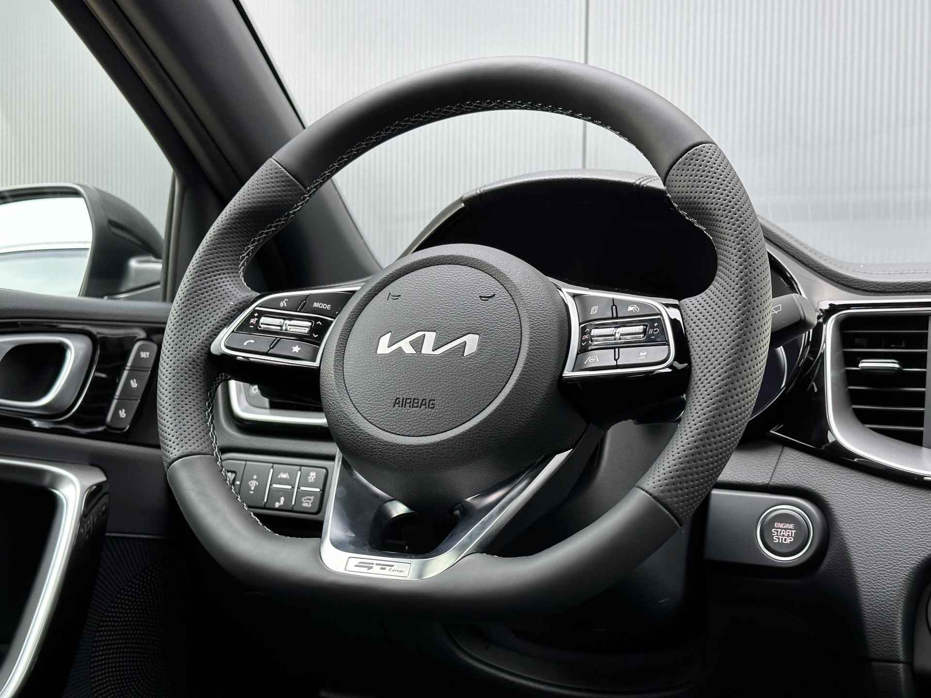 Kia Ceed Sportswagon 1.5 T-GDi GT-PlusLine | *Niet op voorraad* | *Nu te bestellen* | Navi | Clima | Camera | Schuif-/kanteldak | Memory stoel | Apple Carplay | Android Auto - 13/38