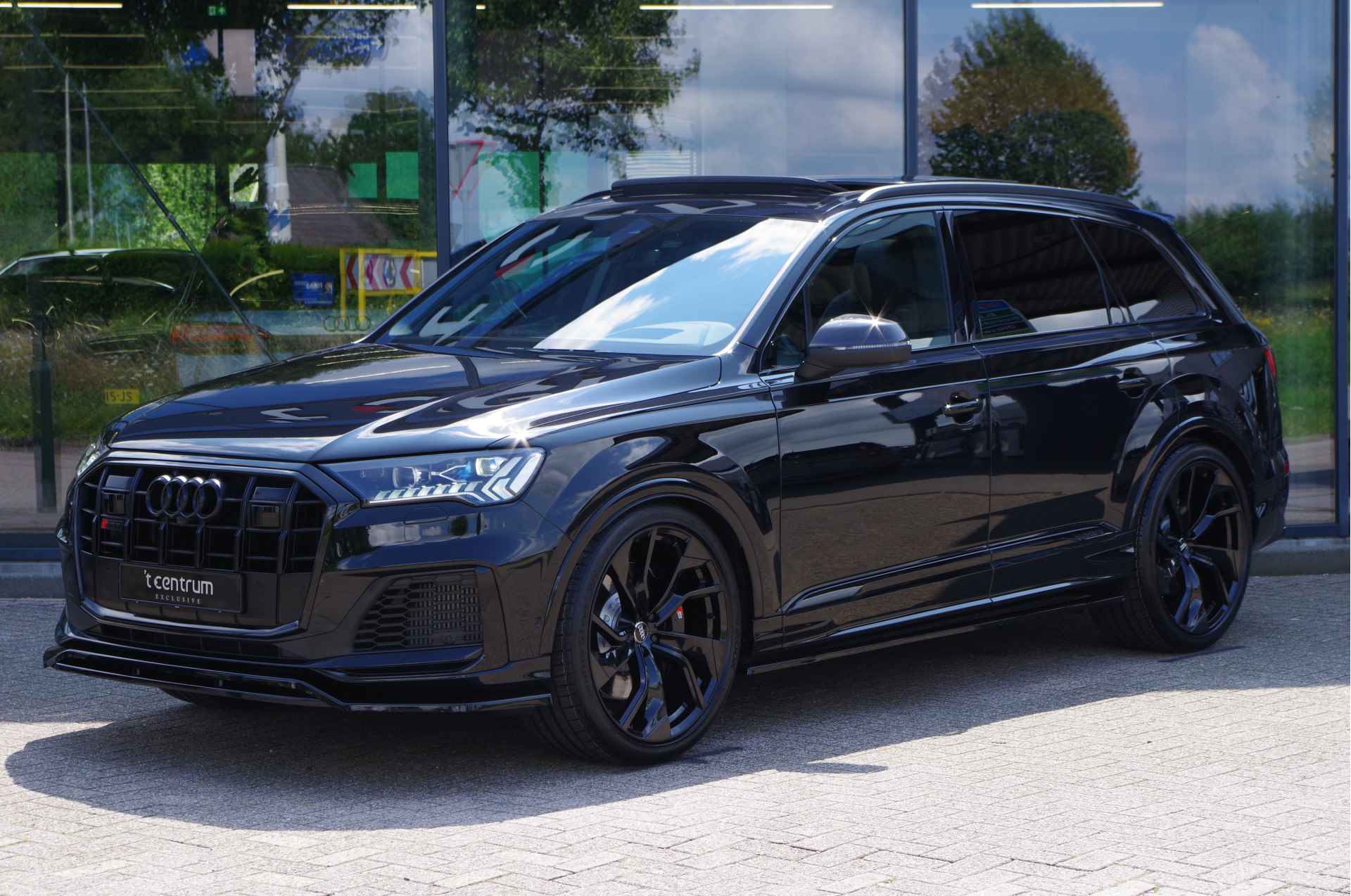 Audi SQ7 4.0 TFSI SQ7 507 PK V8 Quattro 7p, RS-Sportstoelen, Elek. Trekhaak, 4-Wielsturing, Laser-LED, Stoelkoeling & Massage - 1/54