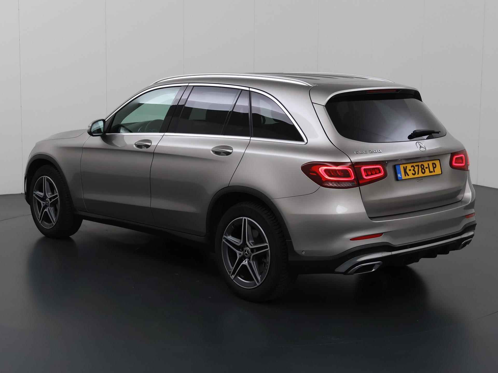 Mercedes-Benz GLC-klasse 200 AMG Premium | Digitaal dashboard| Memory pakket | 19"lichtmetalen velgen | Multibeam Led | Stoelverwarming | - 23/49