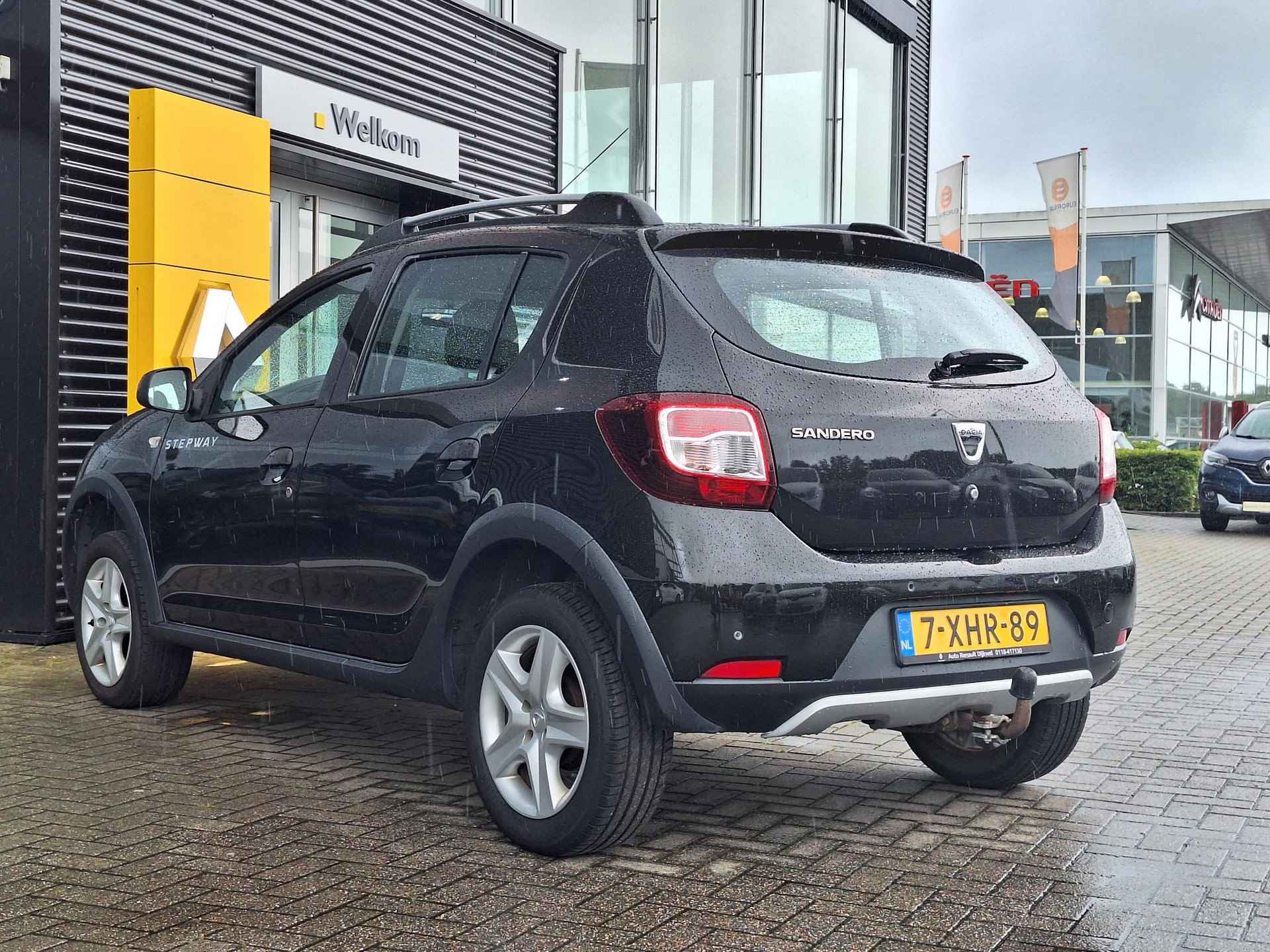 Dacia Sandero TCe 90 Stepway Lauréate Navigatie, Trekhaak - 9/26