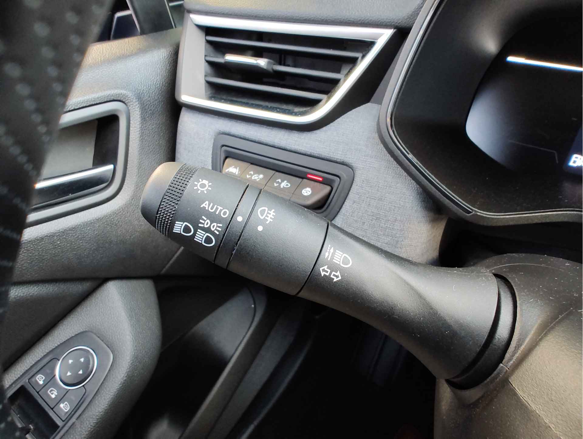 Renault Clio 1.0 TCe 90 GPF EVOLUTION+ Keyless | Stuurverwarming | Carplay/Android - 27/35