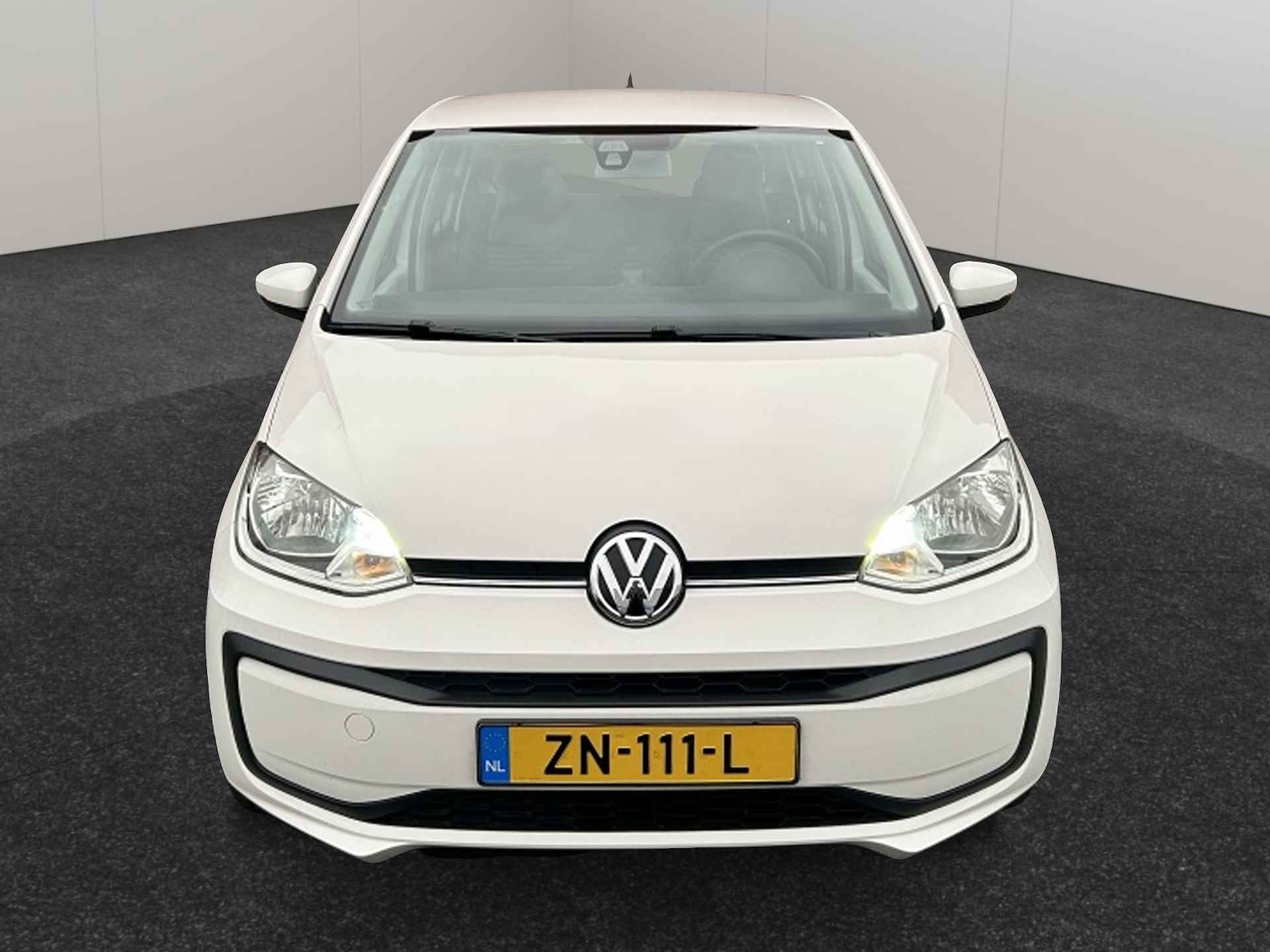 Volkswagen Up! 1.0 BMT move up! 5 drs Airco App-connect - 25/28