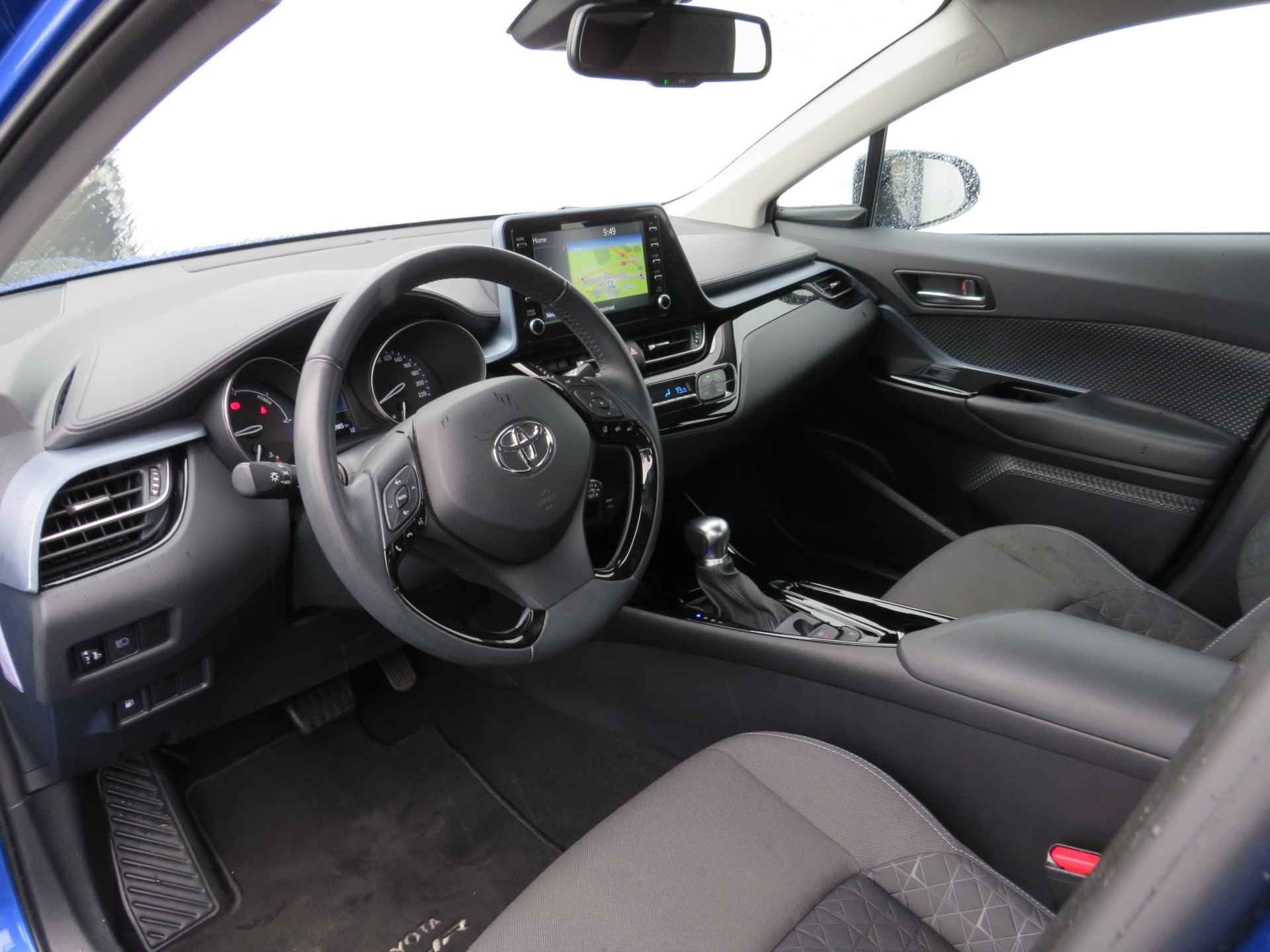 Toyota C-HR 1.8 Hybrid Dynamic Automaat, Navigatie, CruiseControl, 18"inch LM velgen, Apple Carpl./Andr. auto - 25/30