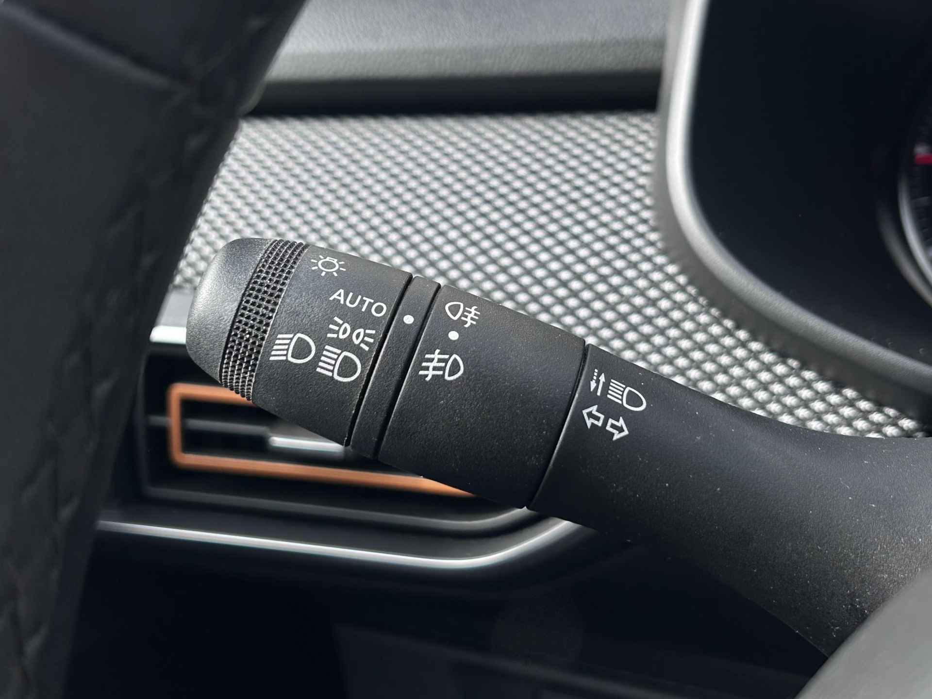Dacia Sandero Stepway 1.0 TCe 100 Bi-Fuel Comfort / LPG / Climate / Apple carplay / PDC achter / Cruise / Stoelverwarming / Bluetooth / Armsteun / LED / automatisch dimlicht / - 20/41