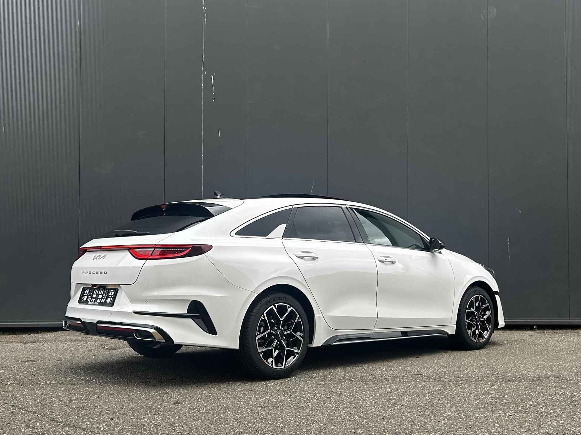 Kia ProCeed 1.5 T-GDi GT-PlusLine DIRECT LEVERBAAR | 4500.- korting | JBL premium sound system | Schuif / kantel Panorama dak | Dodehoekassistentie | prijs is inclusief actiekorting - 7/44