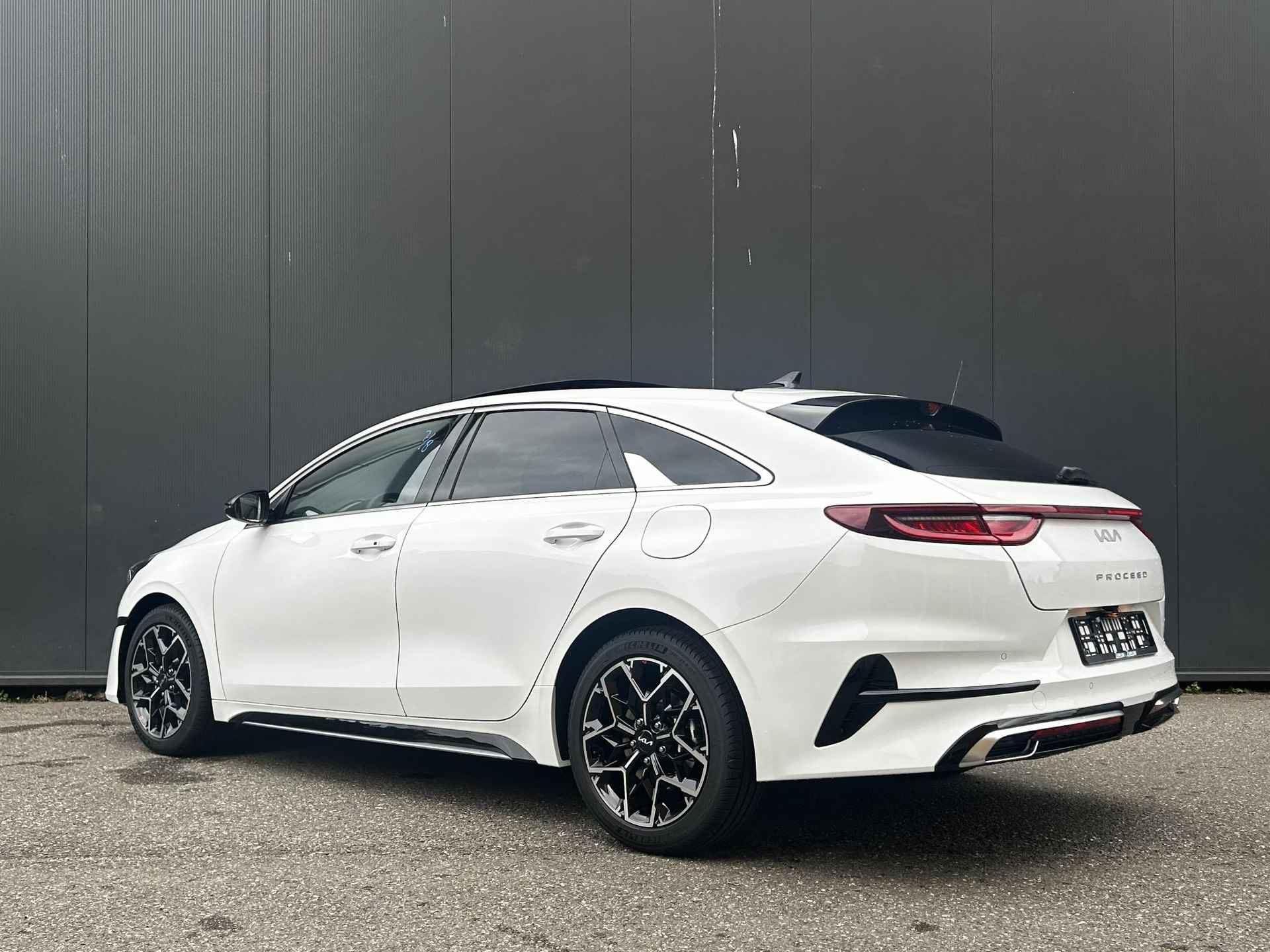 Kia ProCeed 1.5 T-GDi GT-PlusLine DIRECT LEVERBAAR | 4500.- korting | JBL premium sound system | Schuif / kantel Panorama dak | Dodehoekassistentie | prijs is inclusief actiekorting - 9/44