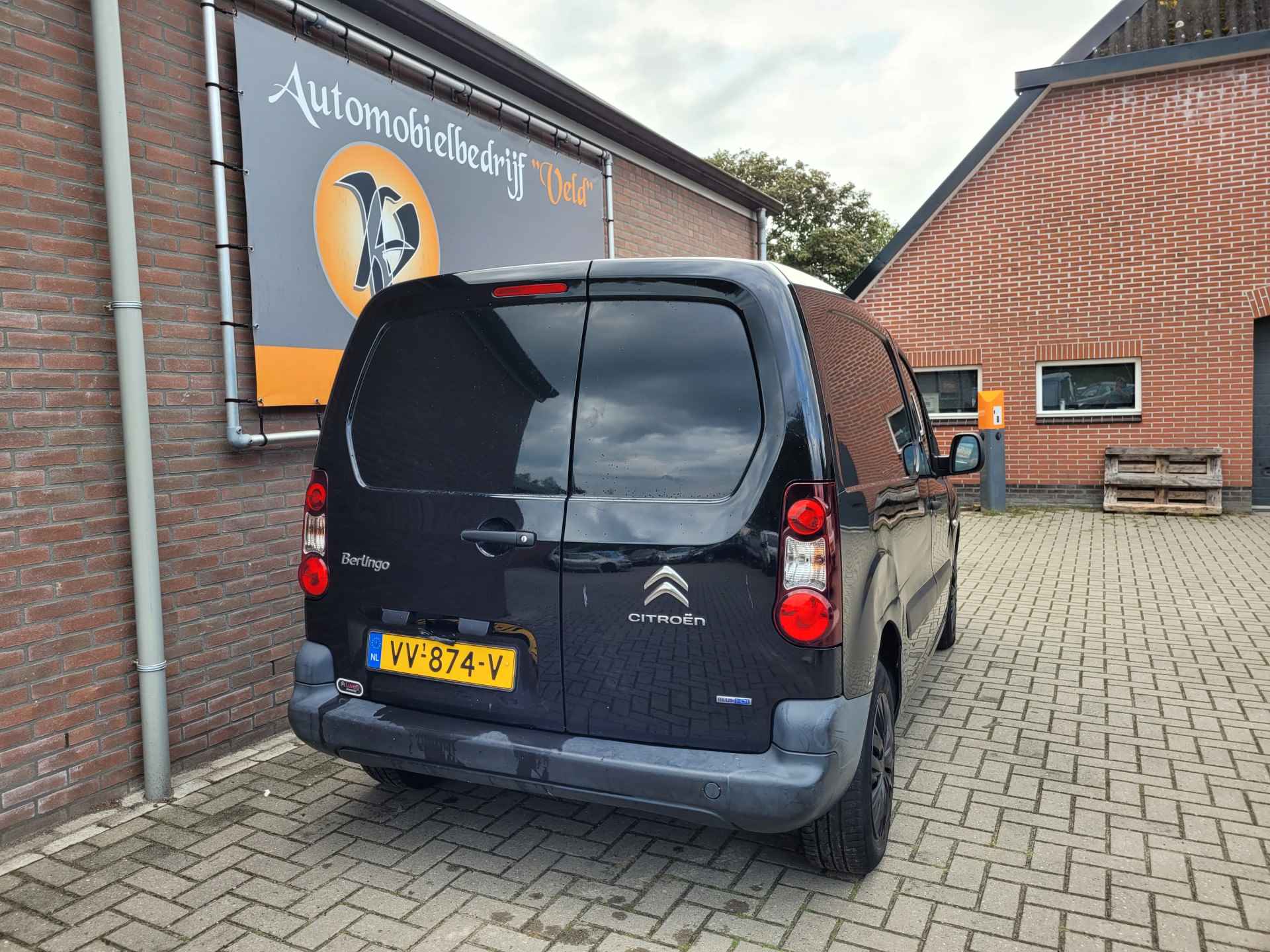 Citroën Berlingo 1.6 BlueHDI 75 Comfort (marge auto) - 16/22