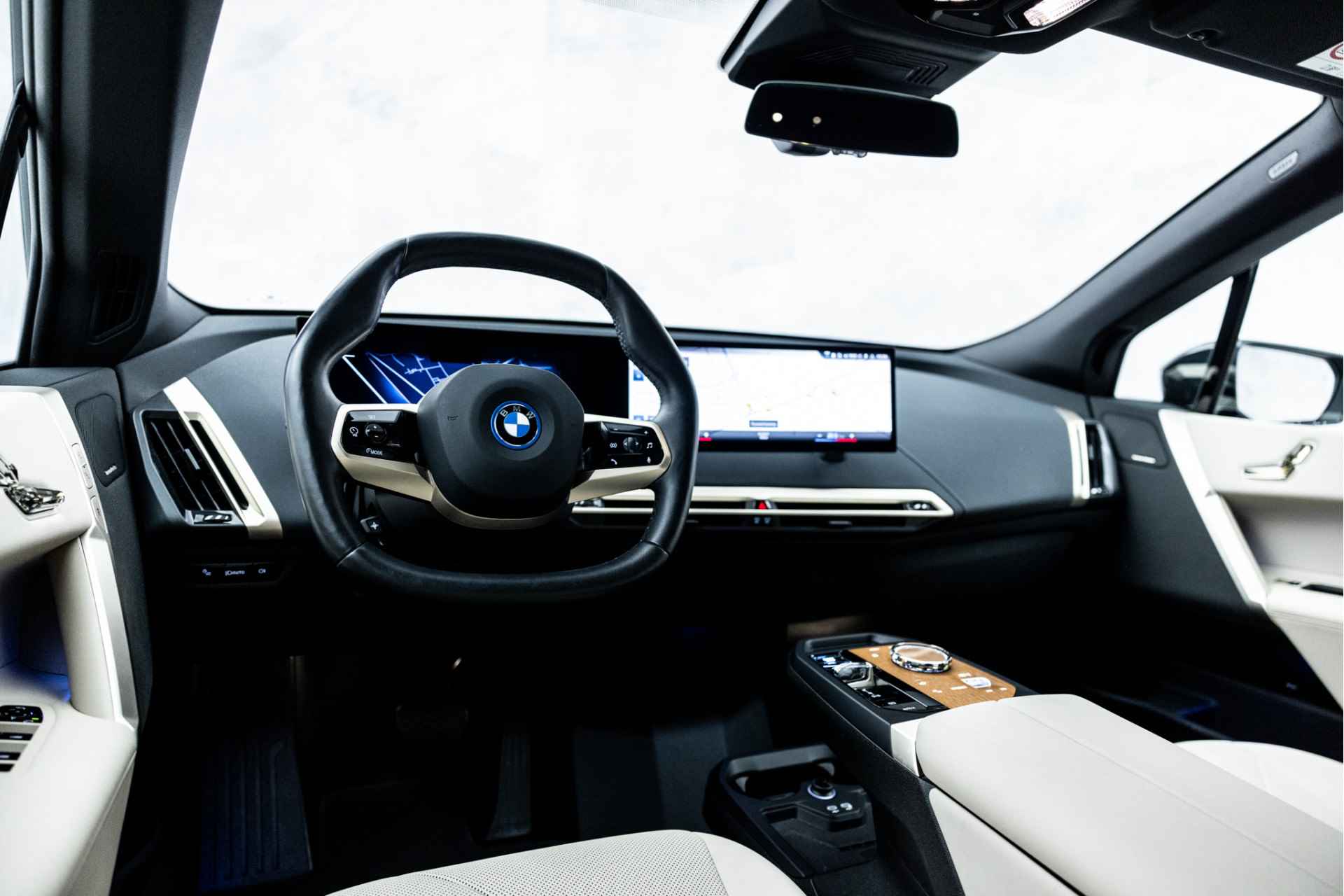 BMW iX xDrive40 Executive 77 kWh | Sportpakket | Pano Sky Lounge | Harman-Kardon - 15/56