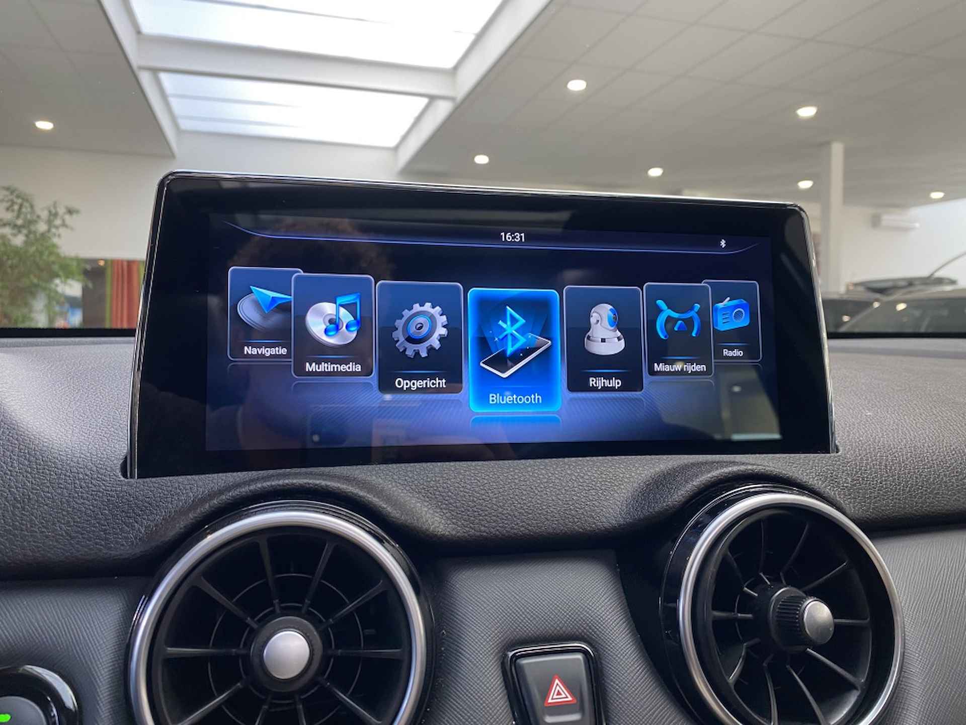 Seres 3 52kWh [  €449 PRIVATELEASE I 3 FASE I APPLE CARPLAY /ANDROID AUT - 13/31