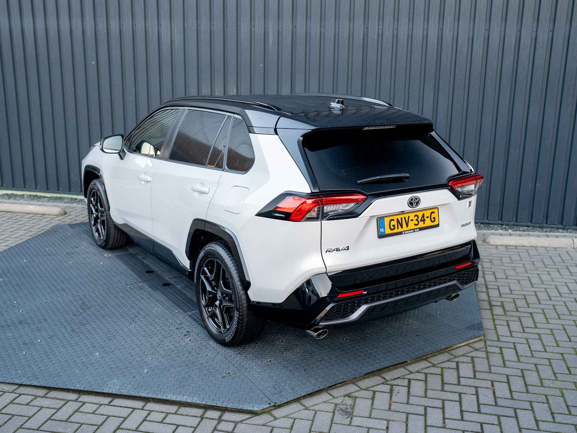 Toyota RAV4 2.5 Hybrid AWD GR Sport | Bi-Tone | 360 Camera | Stoelgeheugen | Prijs Rijklaar!! - 51/59