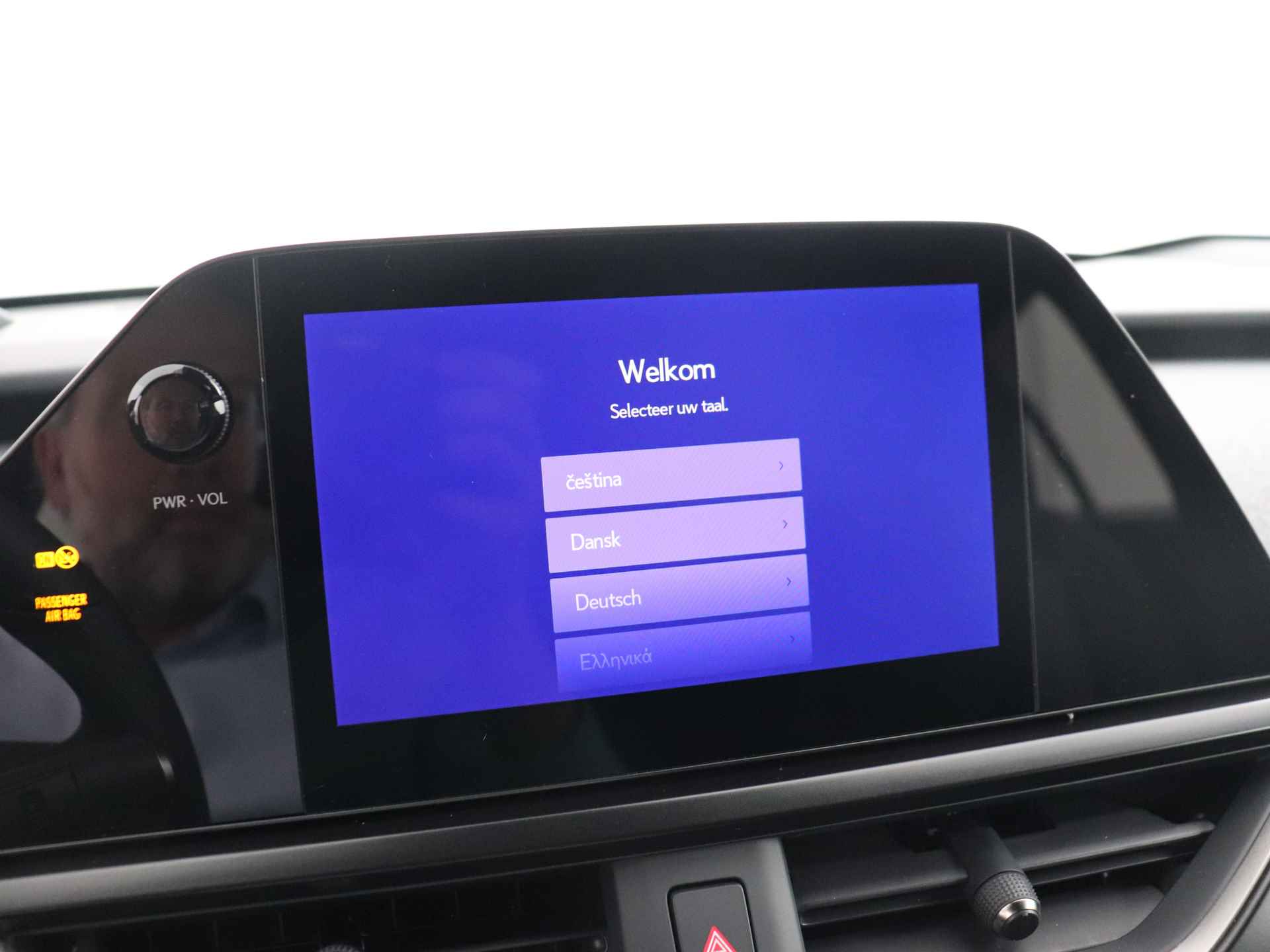 Lexus UX 250h Business Line | Cloud-Based Navigatie | Apple Carplay/ Android Auto | Safety System+ | - 43/47