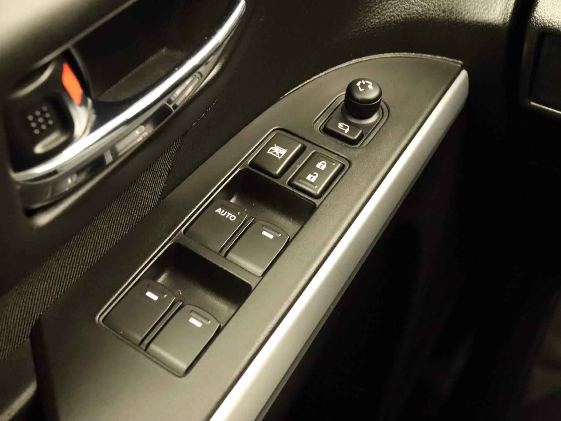 Suzuki S-Cross 1.0 Boosterjet Select - AUTOMAAT - NAVIGATIE - STOELVERWARMING - BLUETOOTH TELEFOONVOORBEREIDING - 29/33