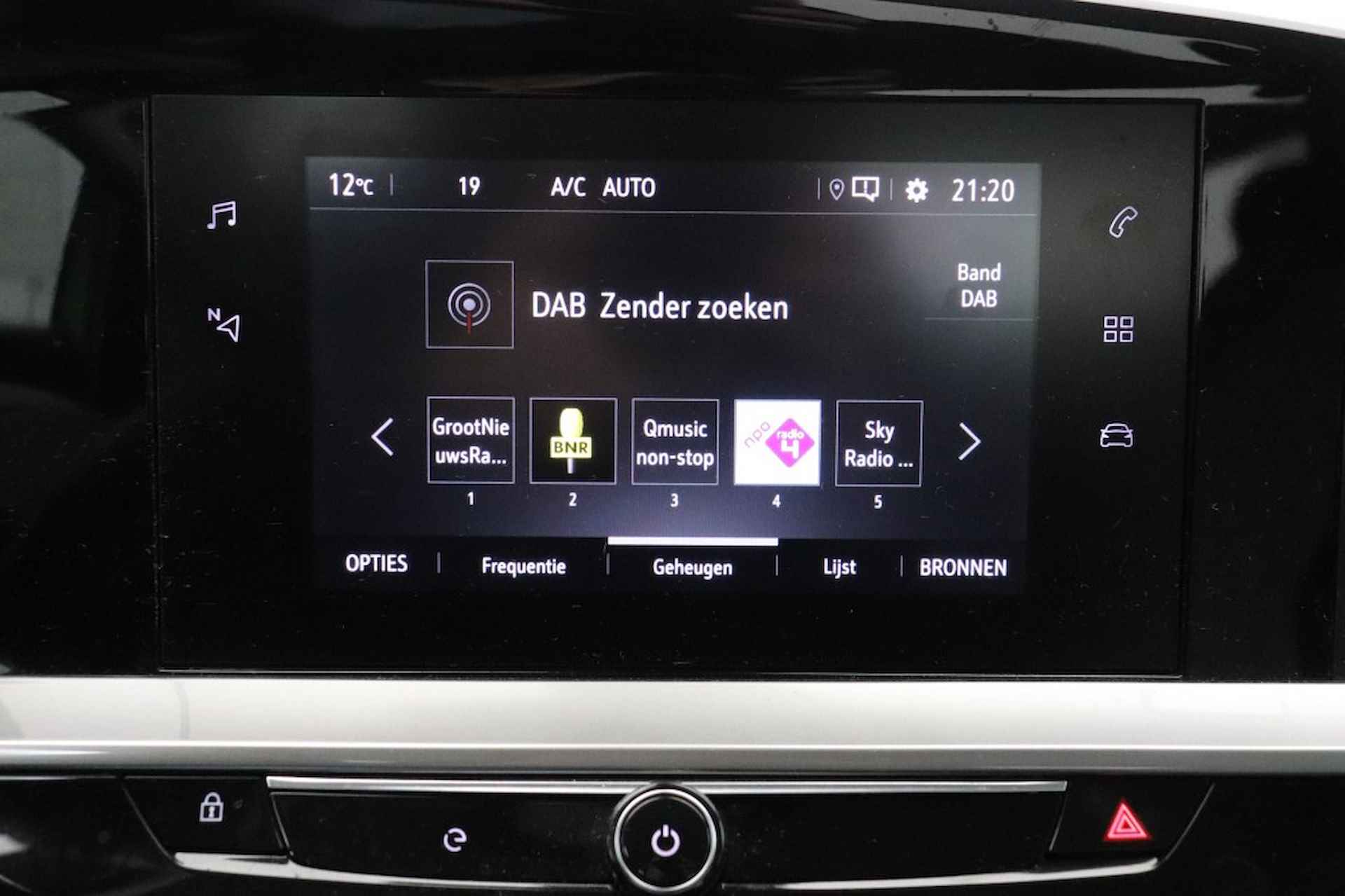 OPEL Mokka Elegance 50-kWh - Carplay, Camera (15.845 na subsidie) - 12/24