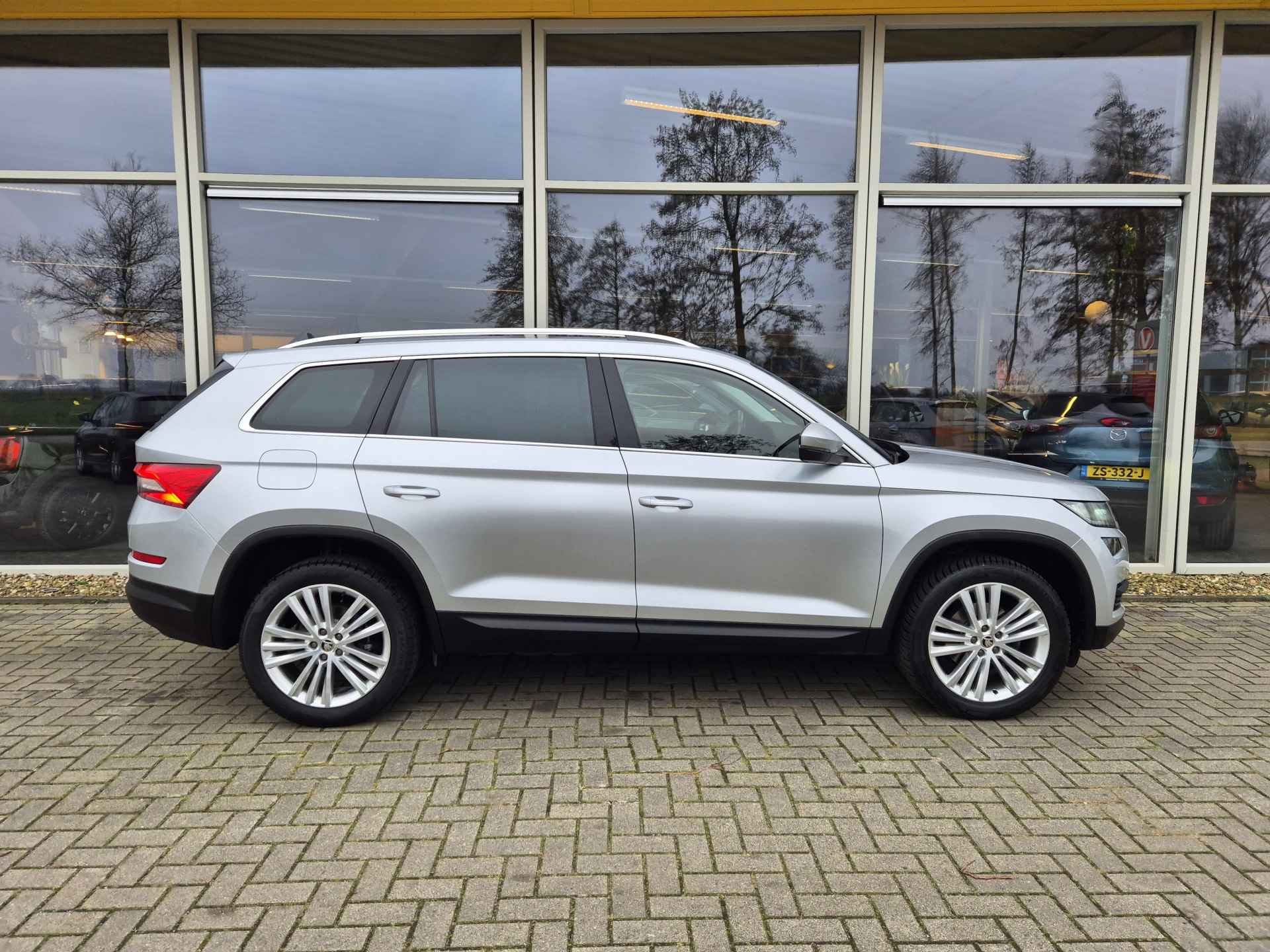 Škoda Kodiaq 1.5 TSI Business Edition Automaat | Navigatie | Climate Control | Camera - 7/36