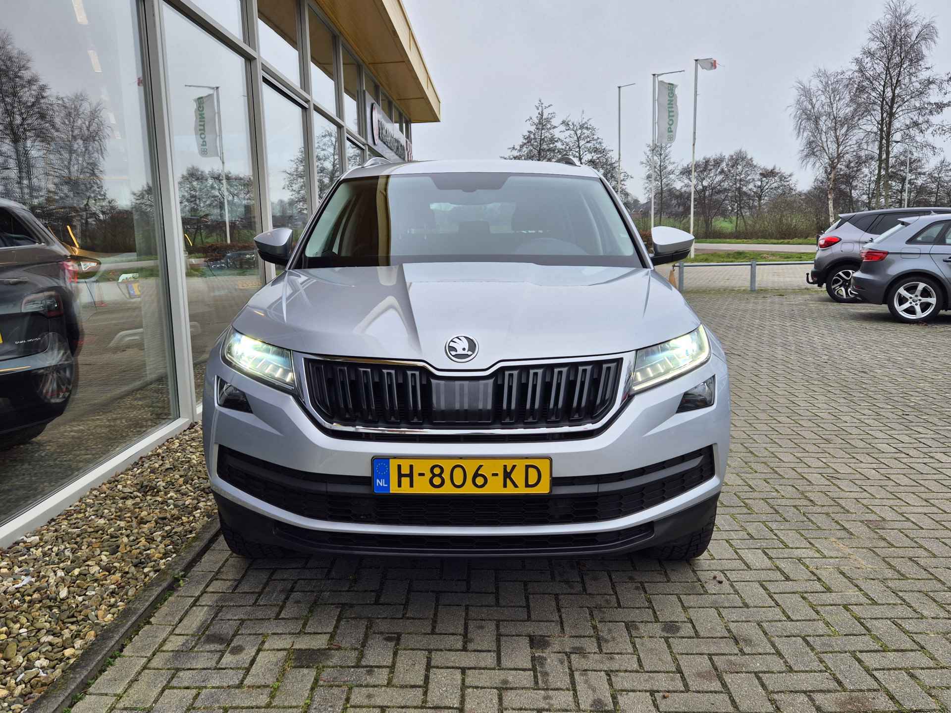 Škoda Kodiaq 1.5 TSI Business Edition Automaat | Navigatie | Climate Control | Camera - 8/36