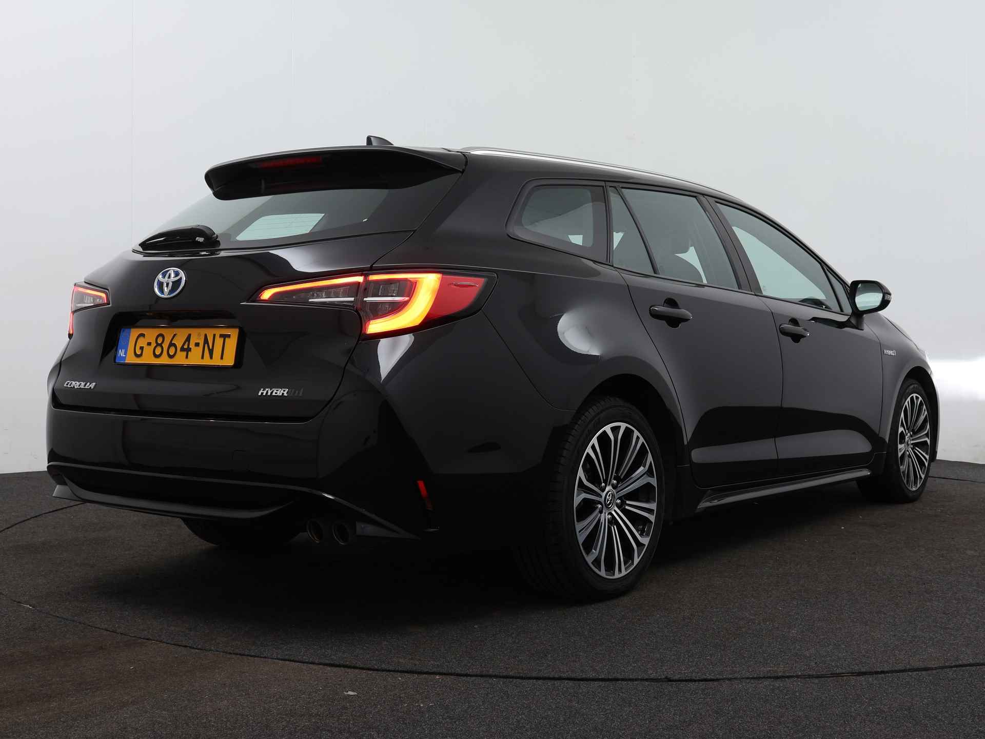 Toyota Corolla Touring Sports 2.0 Hybrid Dynamic | 180 PK | Adaptive Cruise control | - 3/39