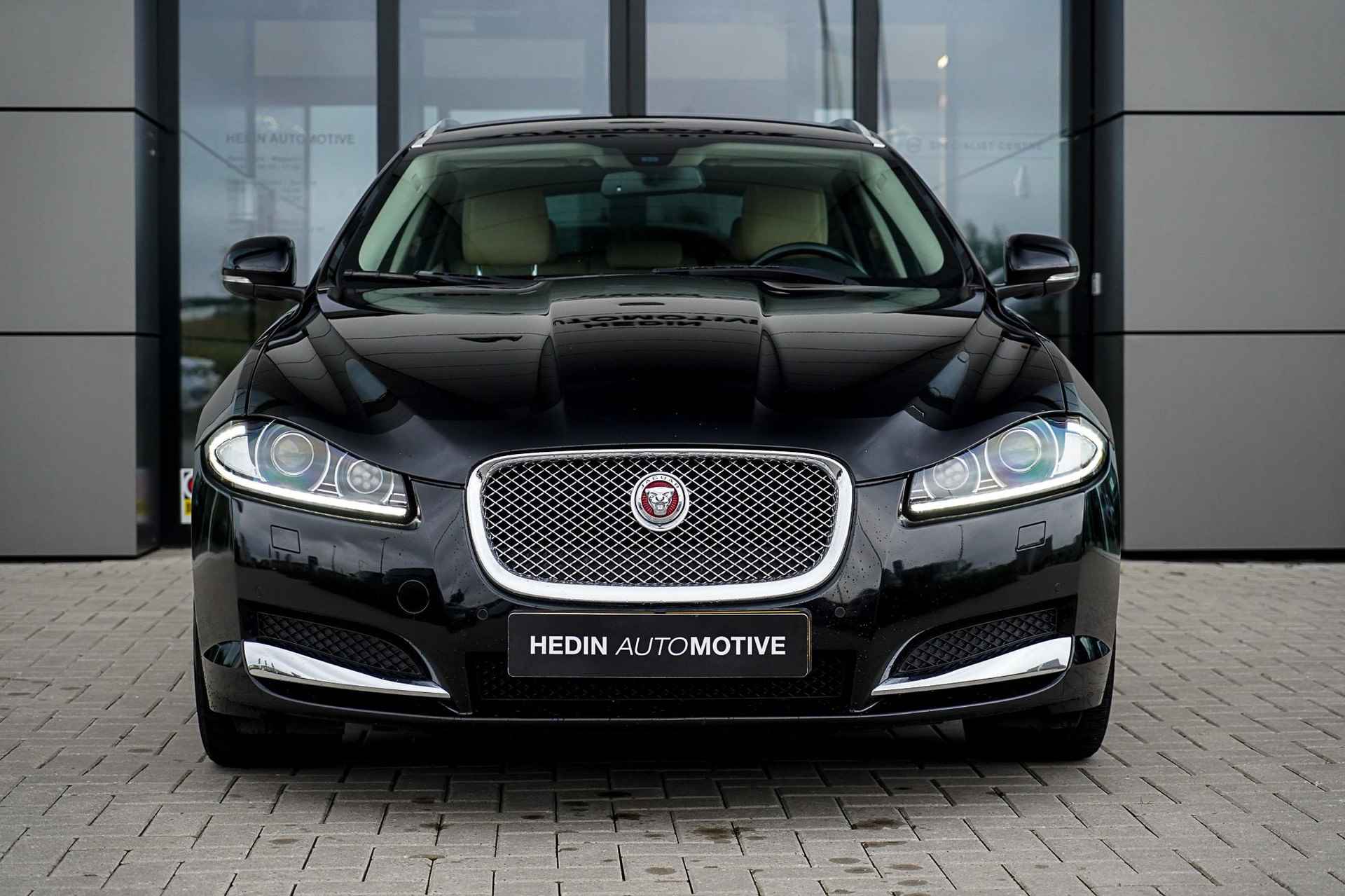 Jaguar XF Sportbrake 2.2D | Beige Leder | Keyless entry | Stoelverwarming | - 2/28