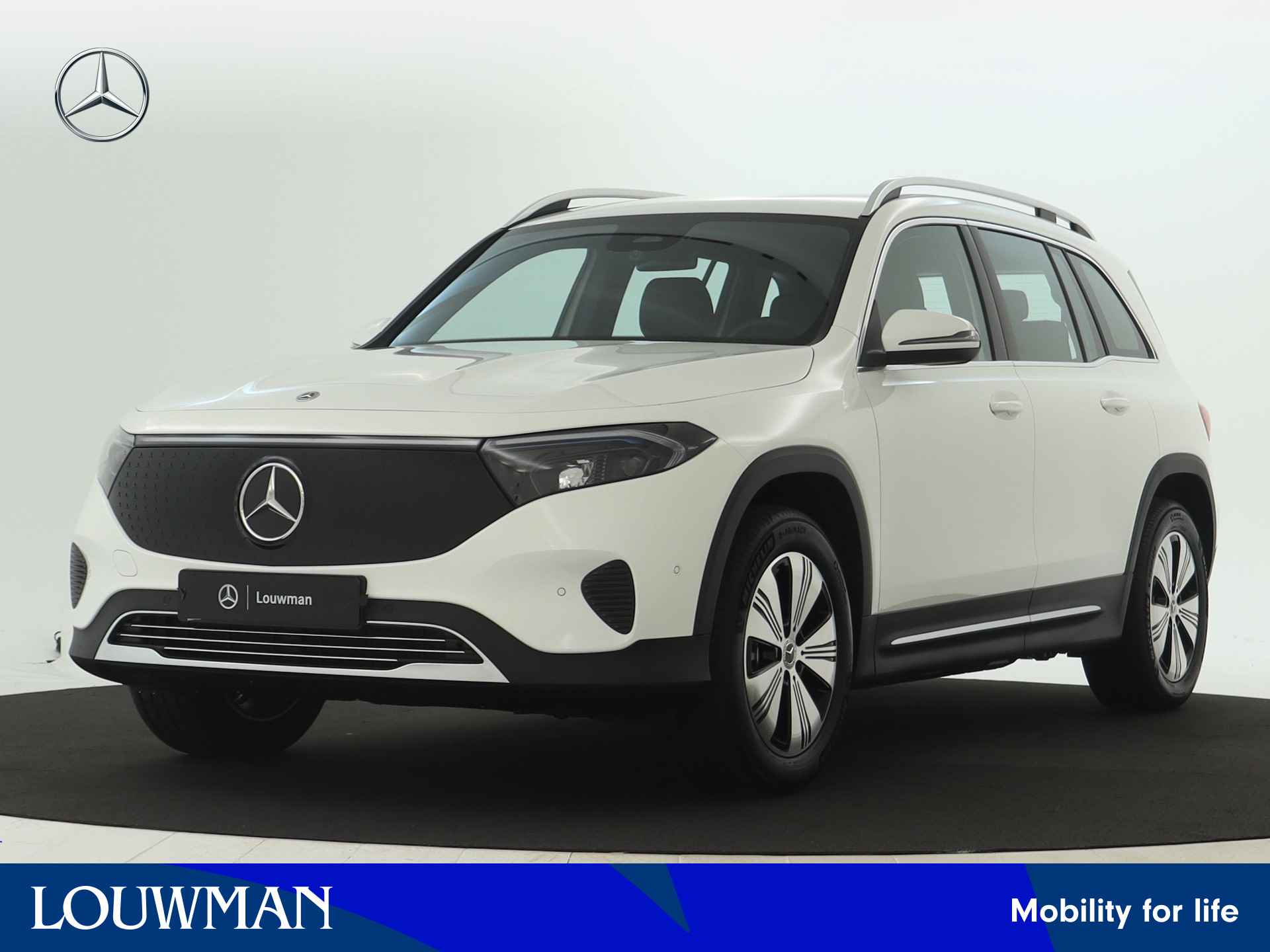 Mercedes-Benz EQB 250+ Essential Line LIMITED 71 kWh | Essential Plus pakket | Parkeerpakket met achteruitrijcamera | Dodehoekassistent | EASY PACK achterklep | Verwarmde stoelen vooraan | Extra USB-poorten |