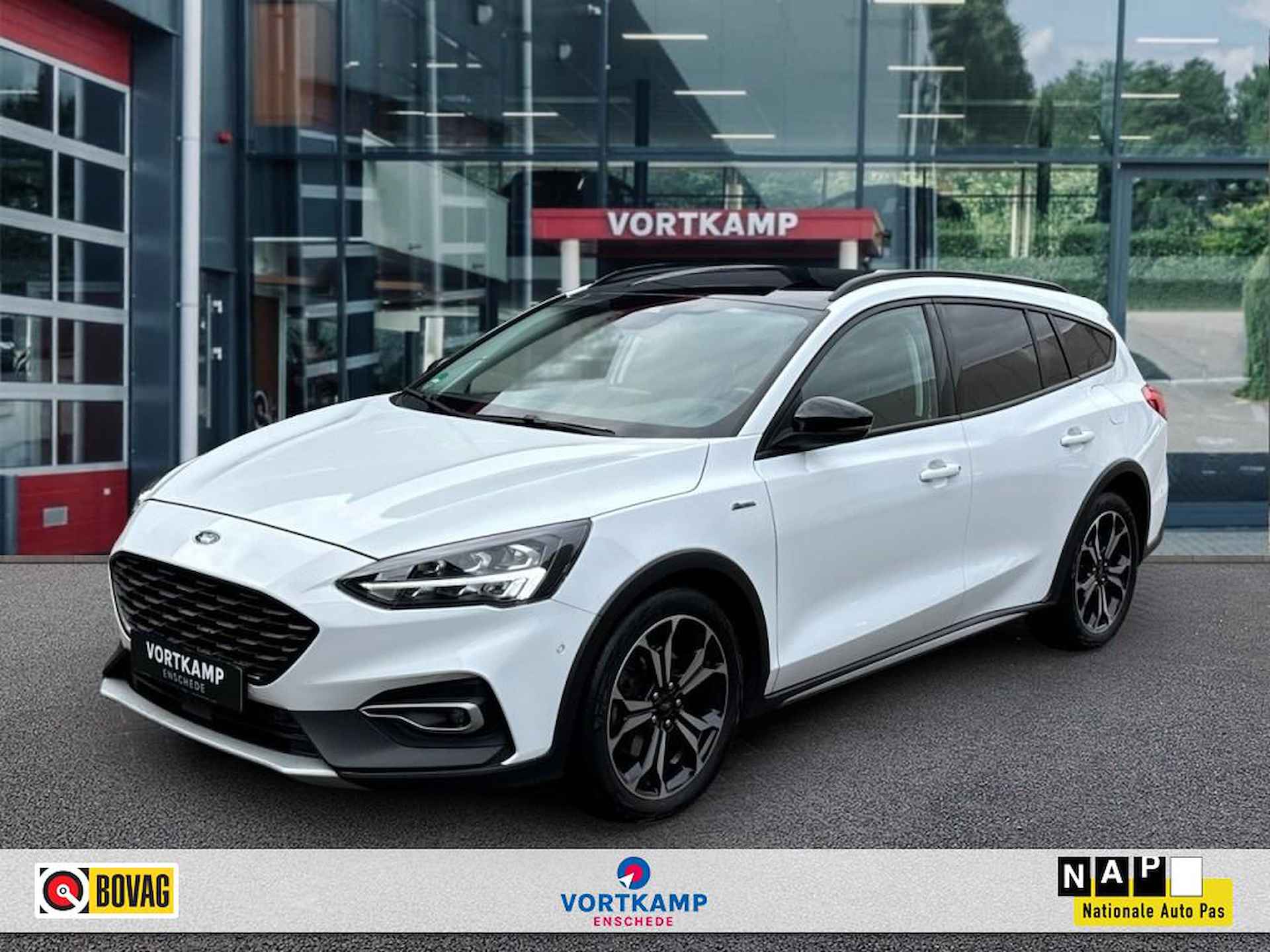 FORD Focus 1.5 ACTIVE CAMERA/TREKHAAK/ACC/NAVI/STOELVERW