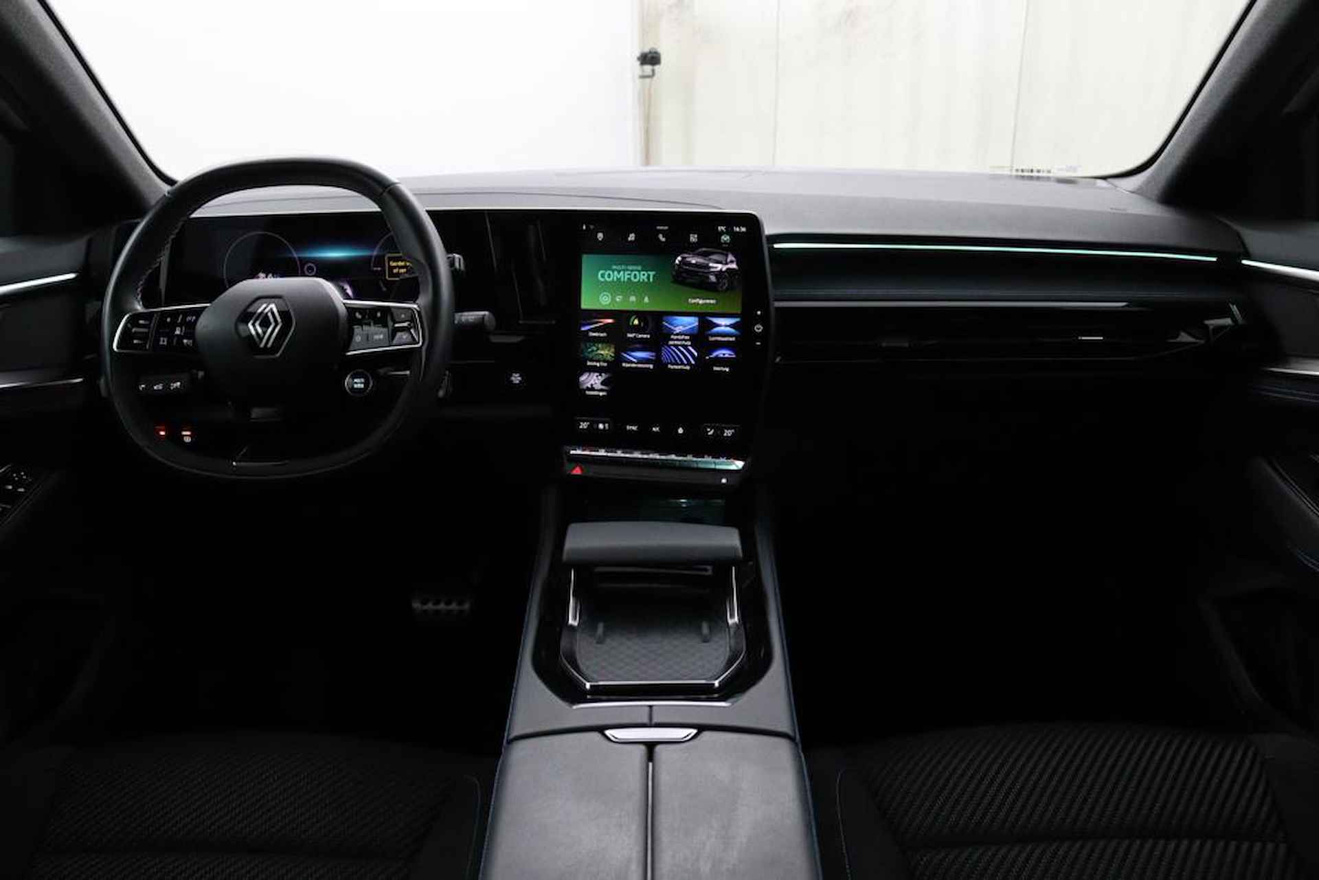 Renault Austral 1.2 E-Tech Hybrid 200 Techno Esprit Alpine | Trekhaak | 360 camera | Adaptive cruise control | Stuurwiel verwarmd | Elektrische achterklep | Apple carplay | Android auto | - 16/47