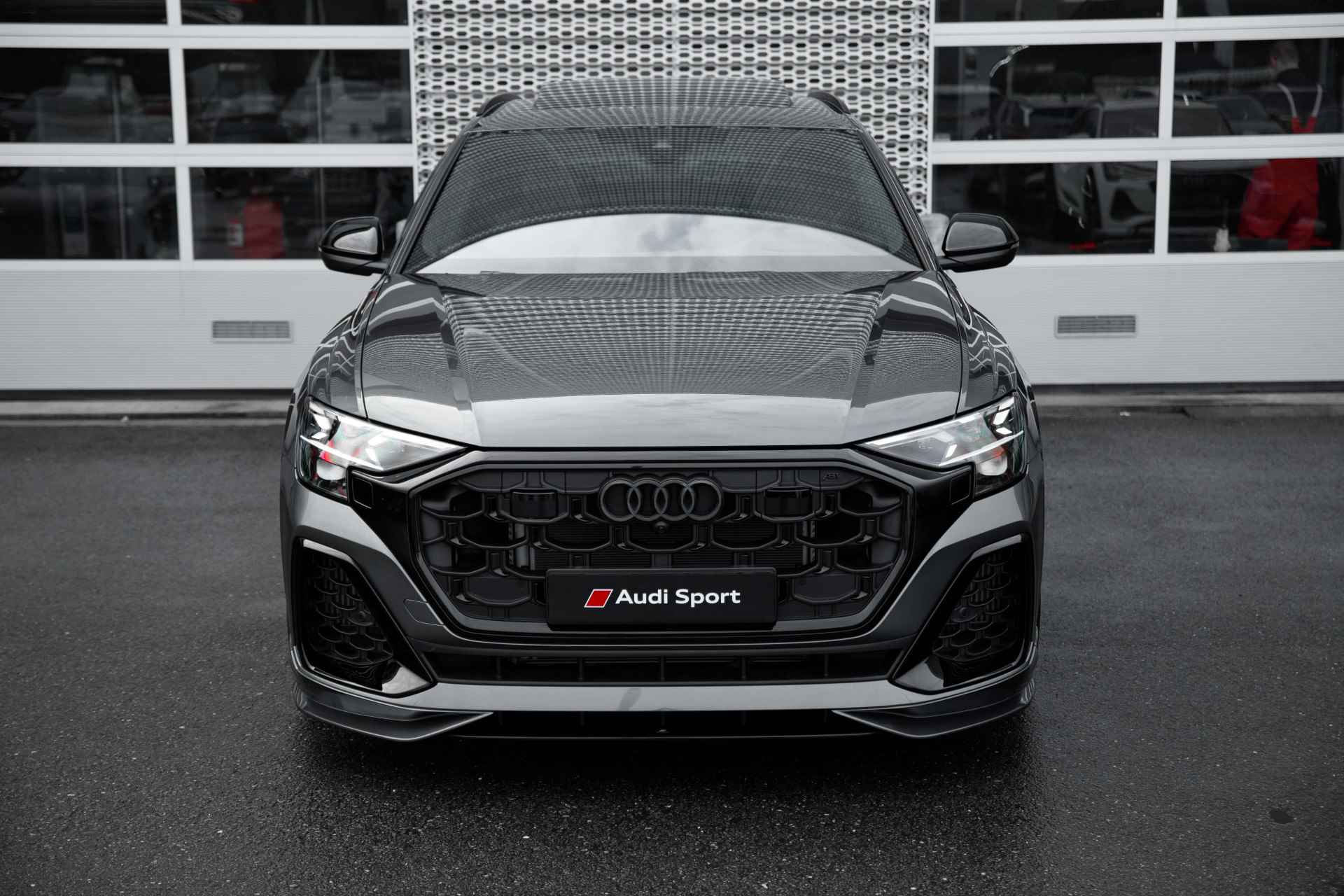 Audi Q8 60 TFSI e 490pk quattro Pro Line S Competition | ABT AERO | Panoramadak | Vierwielbesturing | 360 camera | S-Sportstoelen | Servosluiting | Dodehoekdetectie | - 4/79