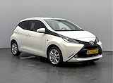 Toyota Aygo 1.0 VVT-i X-Joy Limited | Climate Control | Navigatie | Achteruitrijcamera | LM Velgen |