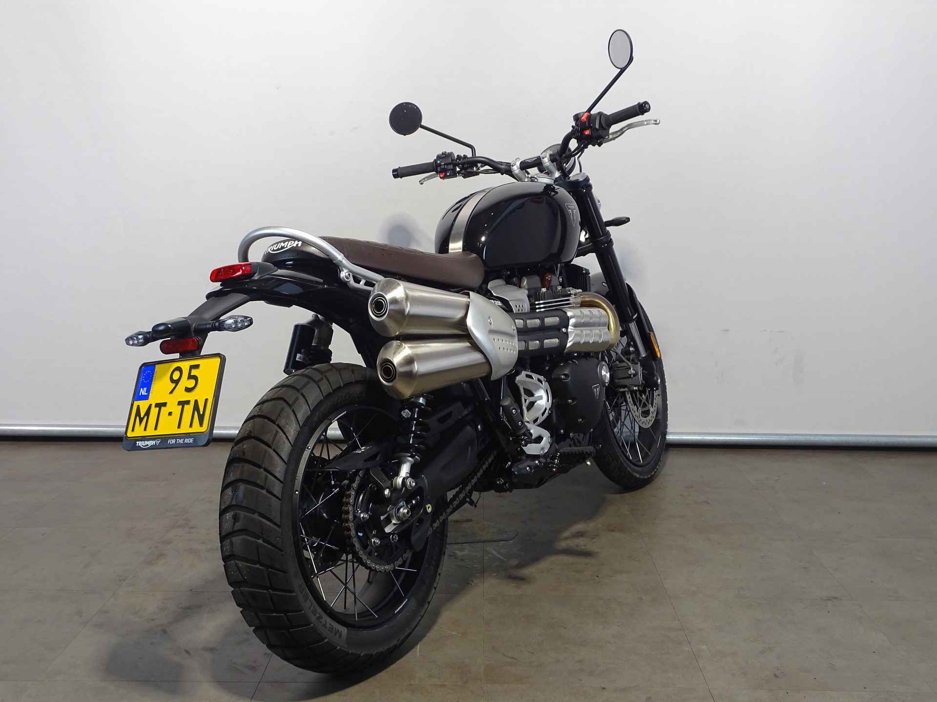 Triumph SCRAMBLER 1200 X - 9/9