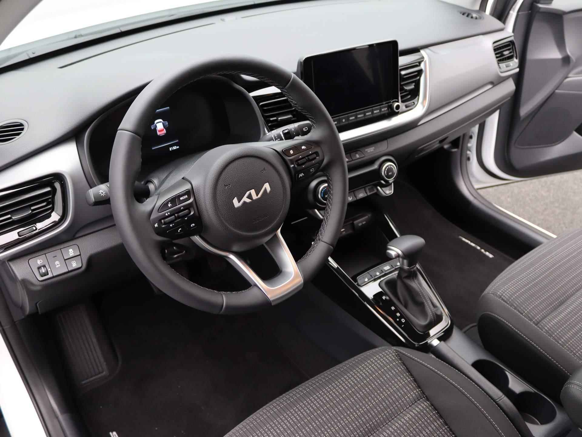 Kia Stonic 1.0 T-GDi MHEV DynamicPlusLine | Trekhaak | LED | Navigatie | Climate Control - 30/45