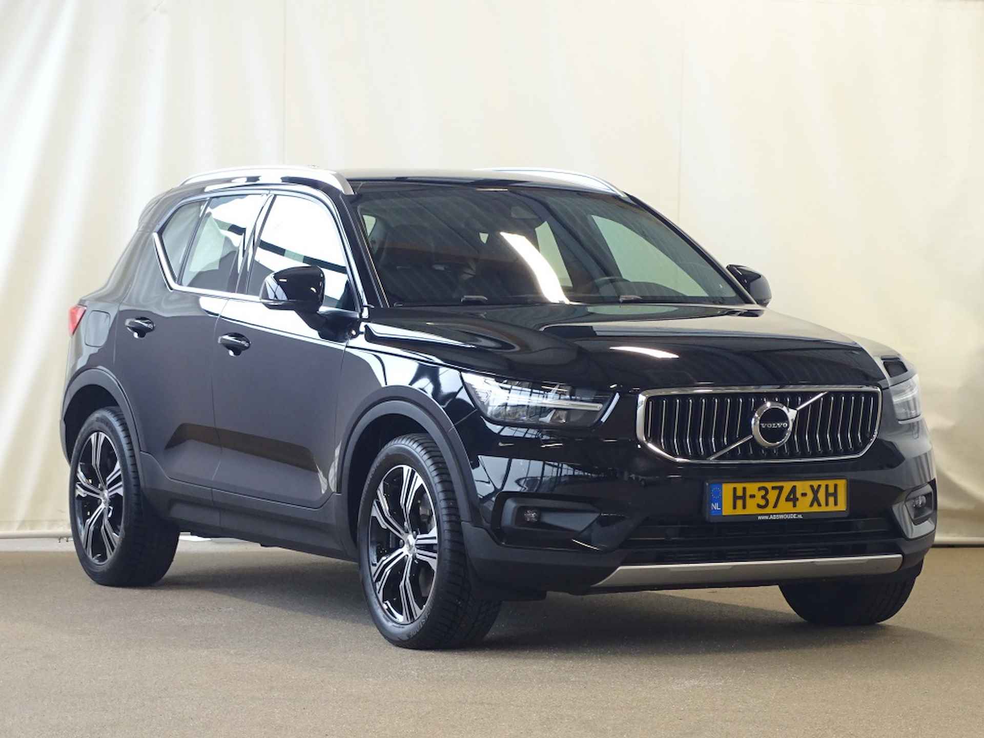 Volvo XC40 1.5 T5 TE Inscription - 4/37