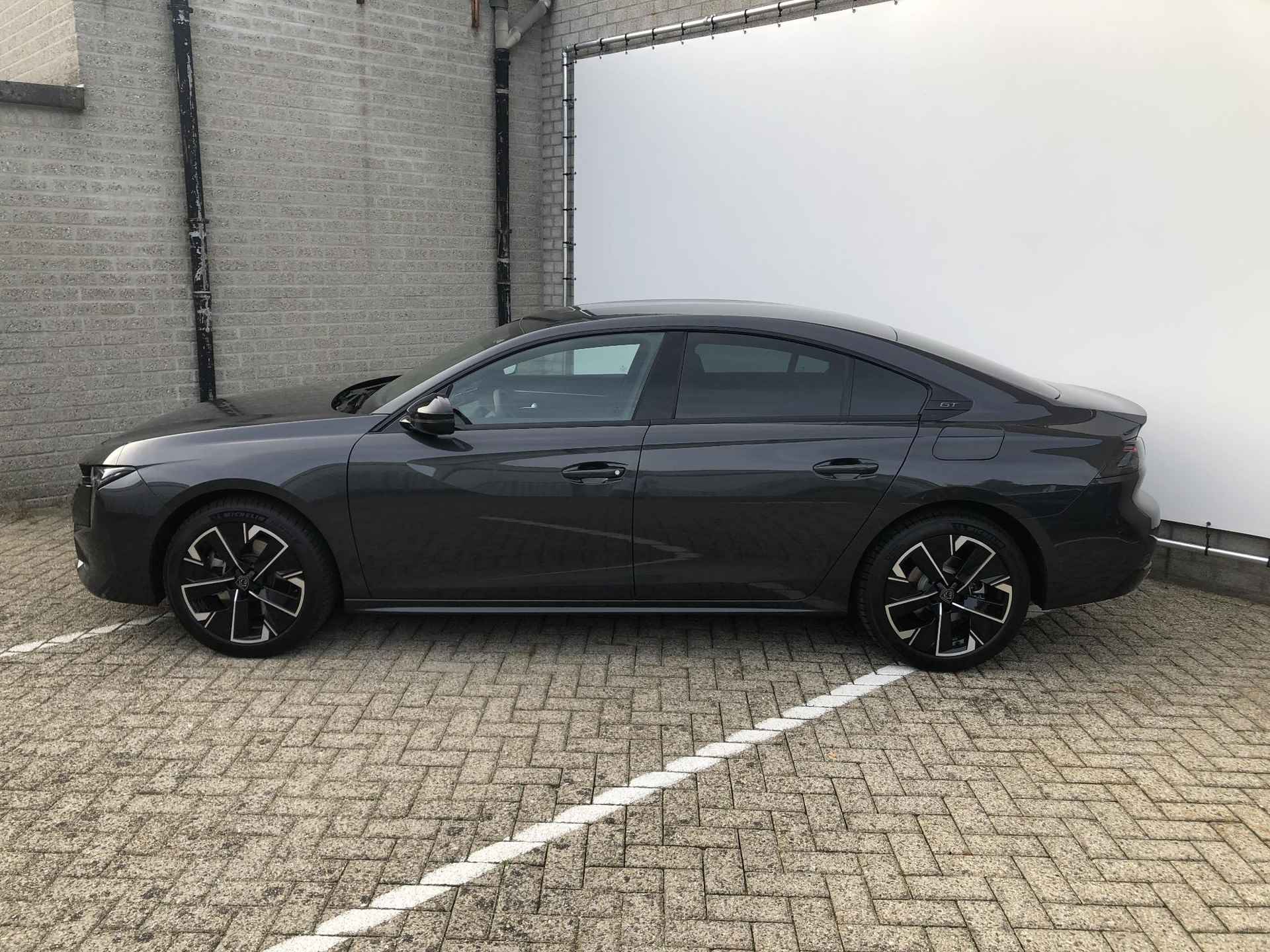 Peugeot 508 1.6 HYbrid 180 GT - 2/35