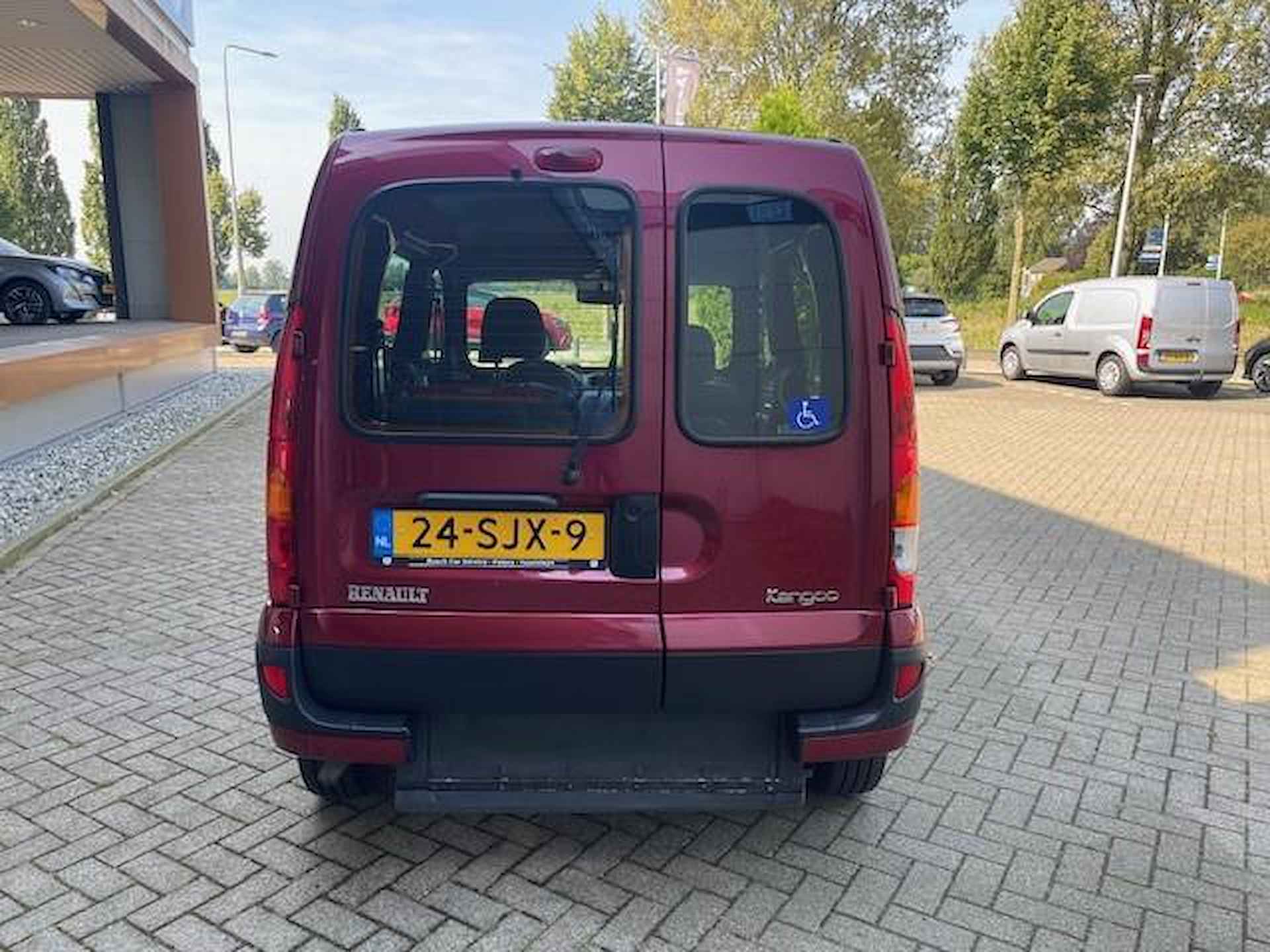 Renault Kangoo 1.6-16V Expression |Rolstoel lift | Automaat - 8/22