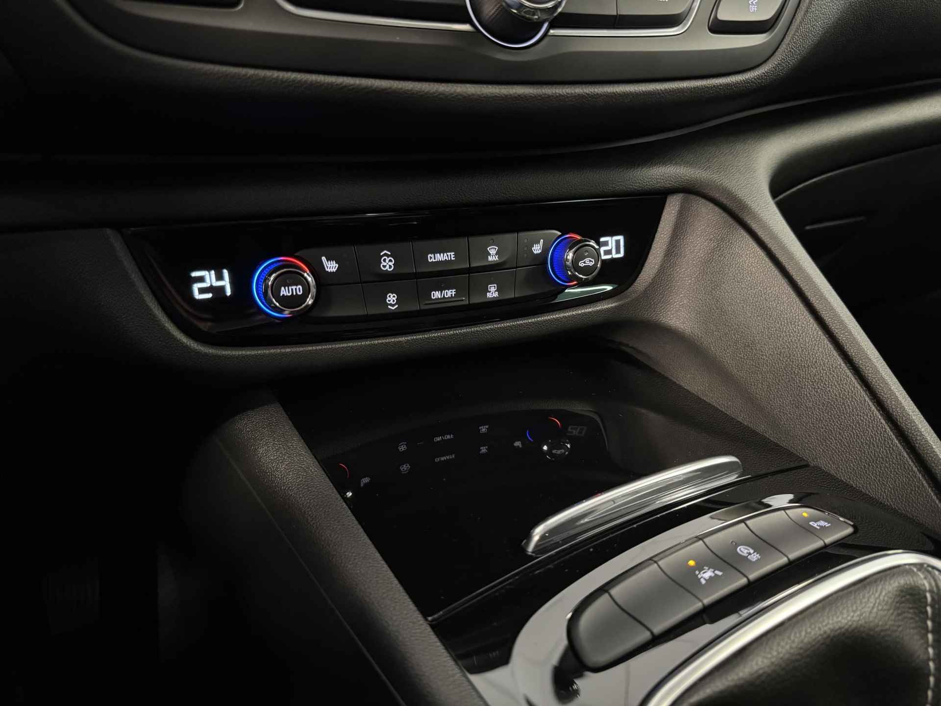 Opel Insignia Sports Tourer 1.5 Turbo Innovation | Led | Head Up Display | Stoelverwarming - 24/38