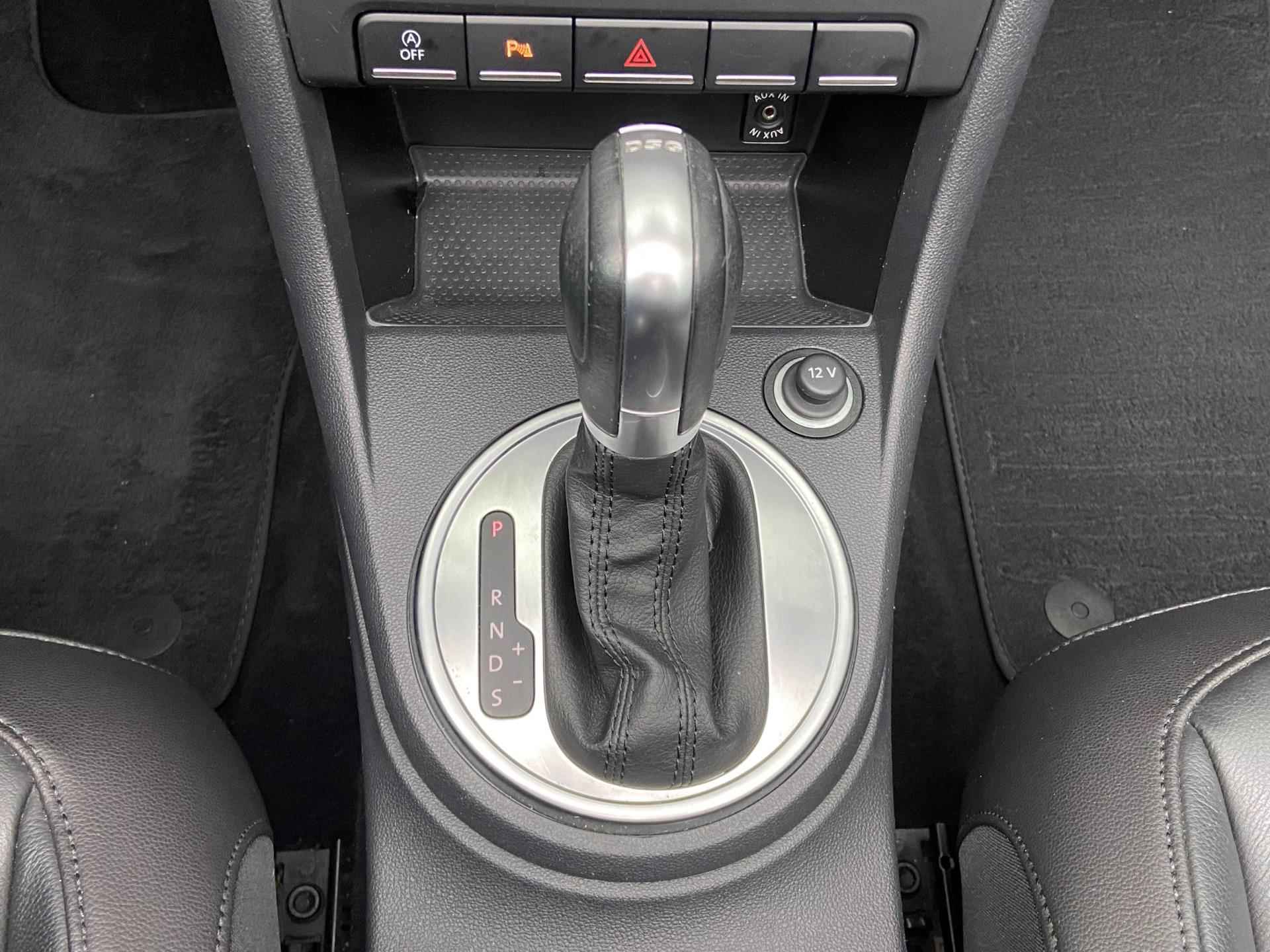 Volkswagen Beetle Cabriolet 1.4 TSI (150pk) automaat - volleder - parkeersensoren - stoelverwarming - 16/37